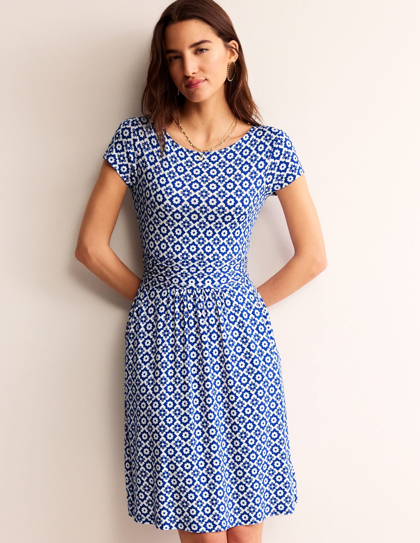 Amelie Jerseykleid-Surf The Web, Geometrischer Stempel