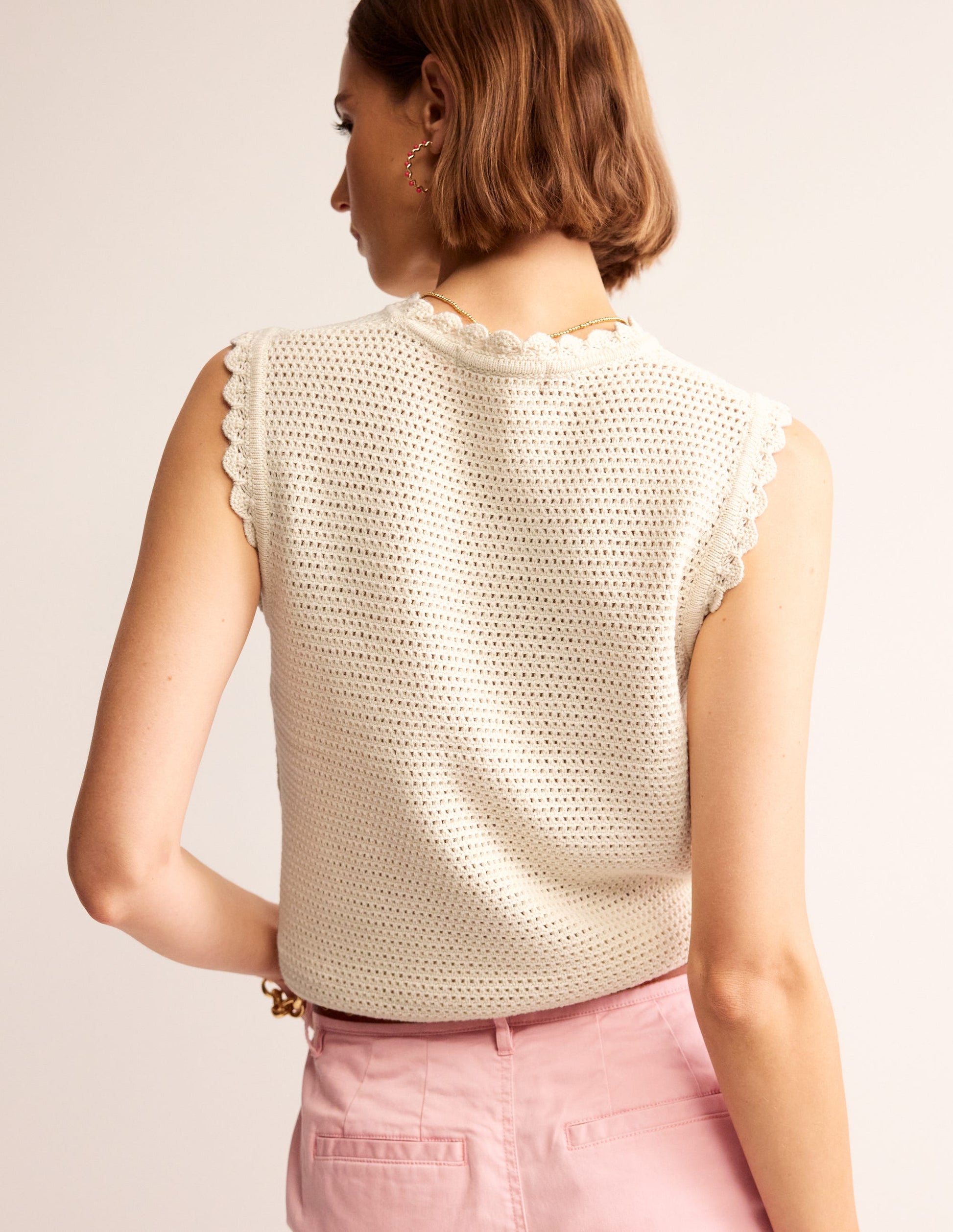 Textured Scallop Tank-Warm Ivory-3