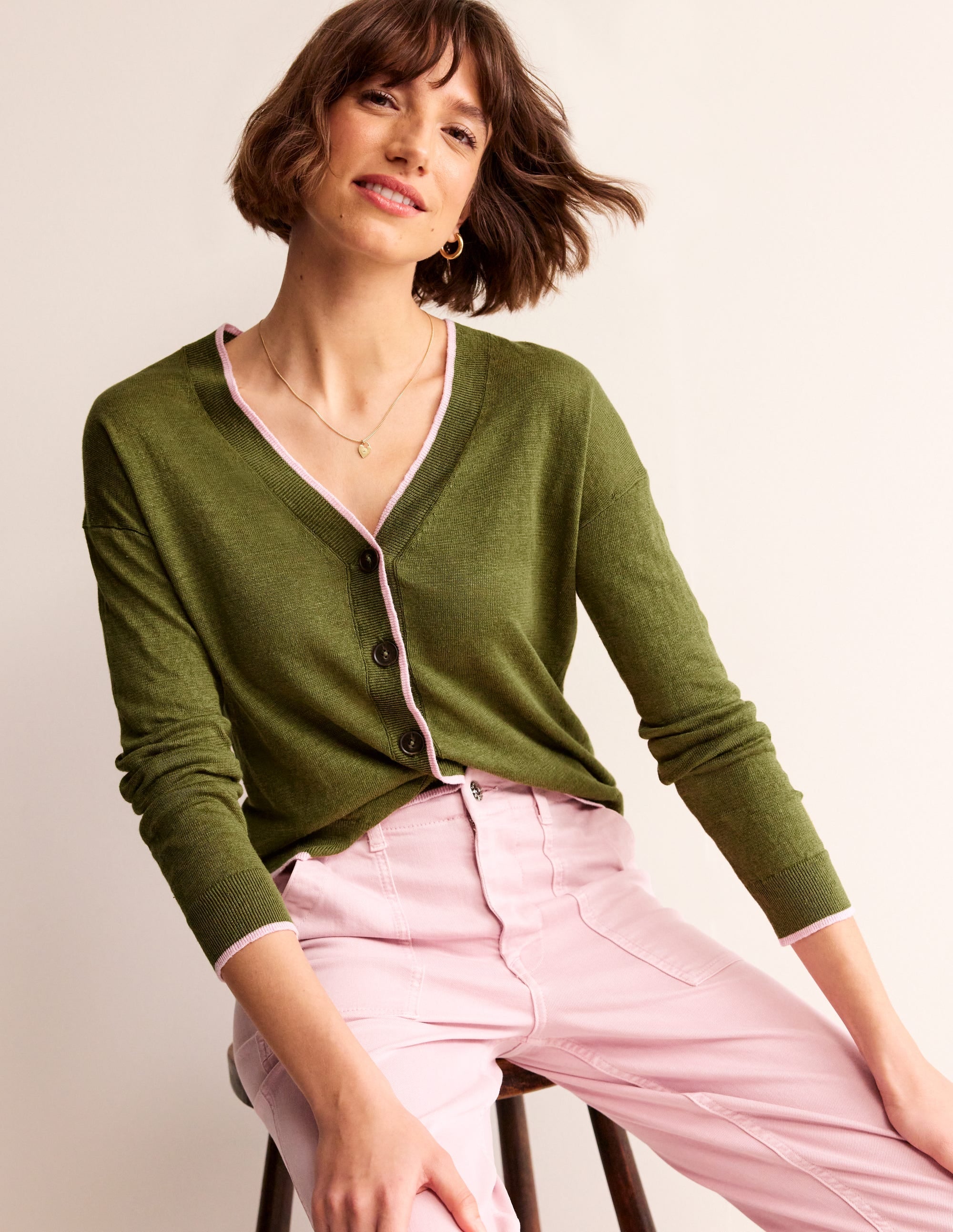 Gilet col V Maggie en lin-Vert éphémère - Image 1