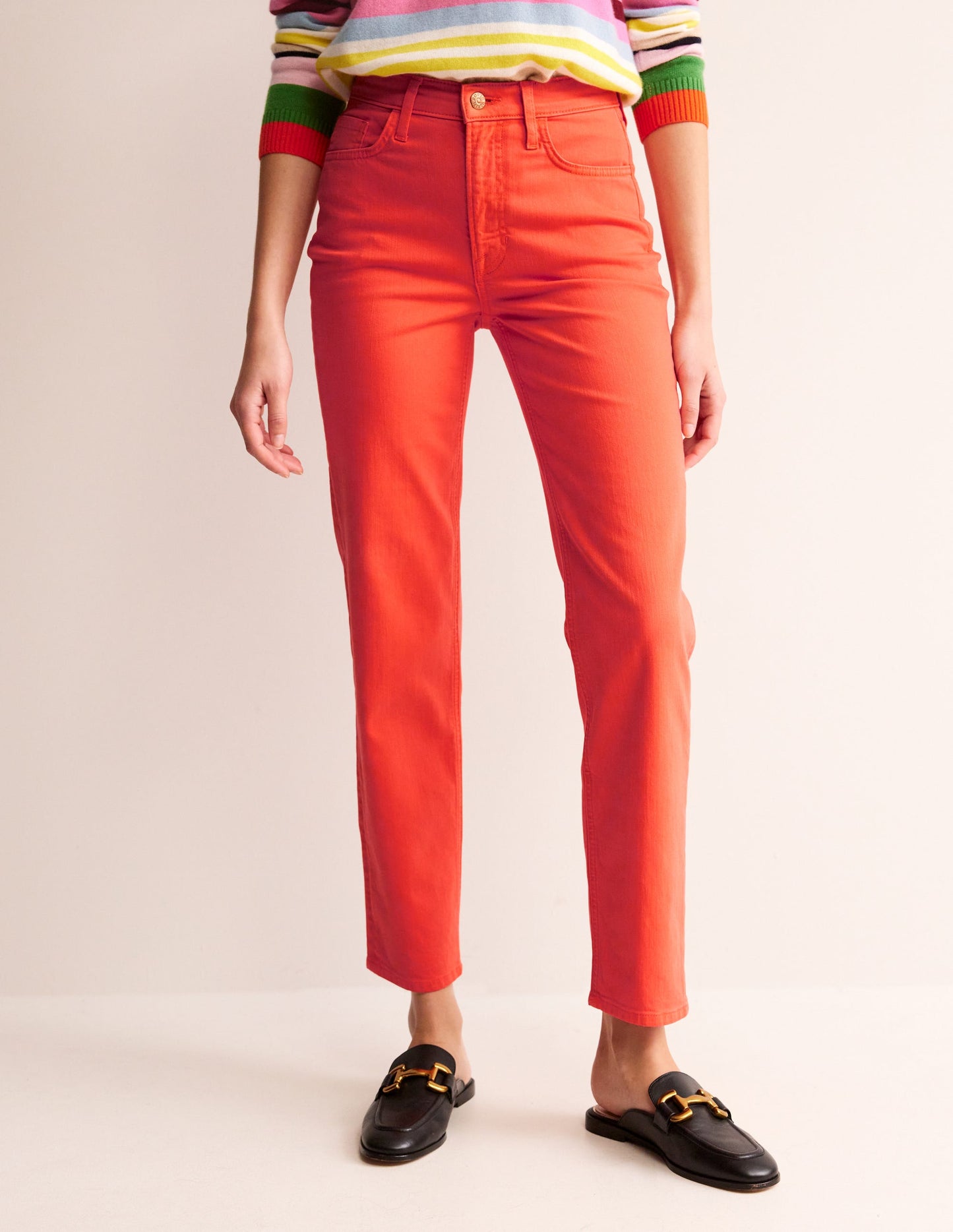 Schmale Jeans mit mittelhohem Bund-Mandarin