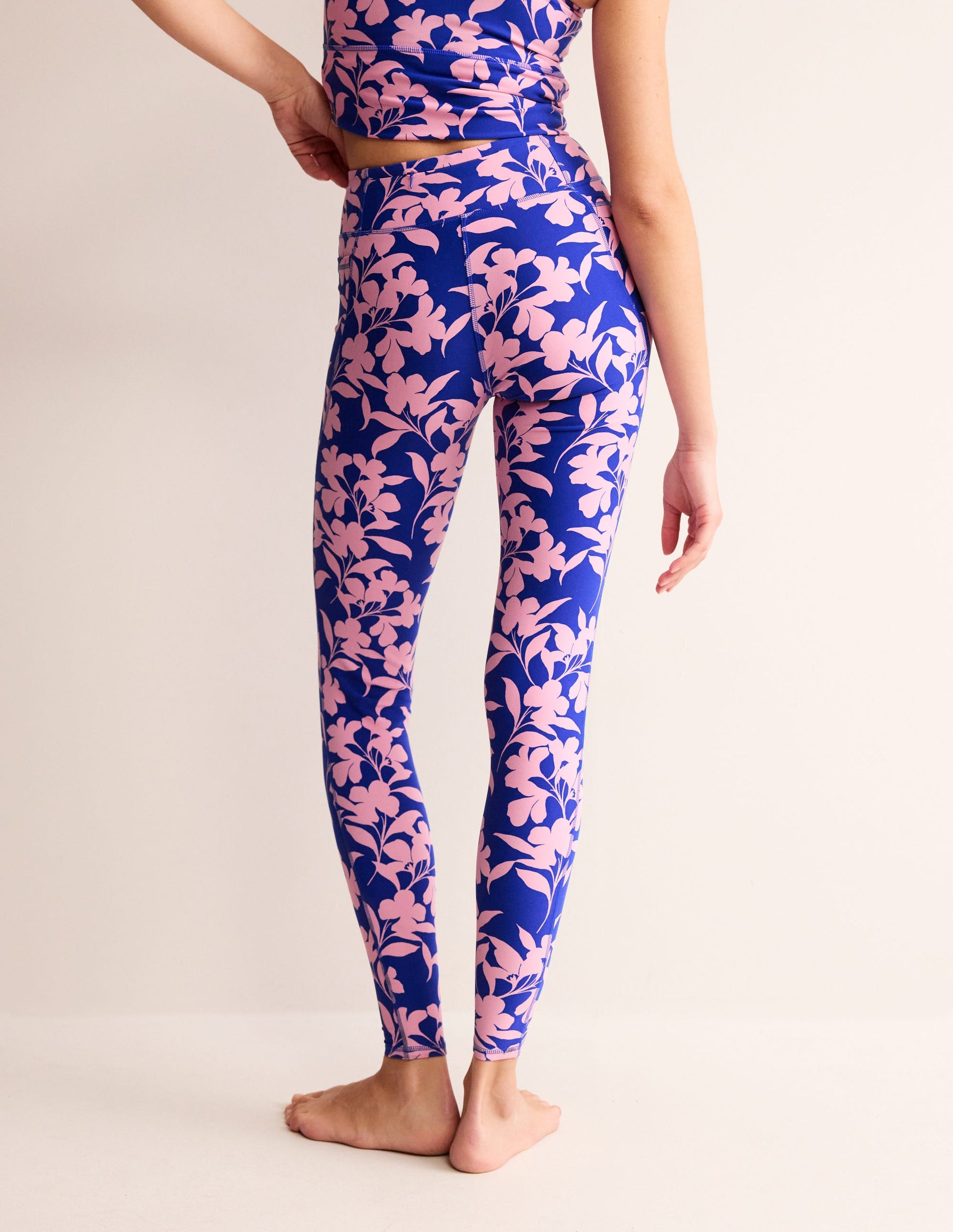 High Waist Pocket Leggings-Rose, Silhouette Bloom-3