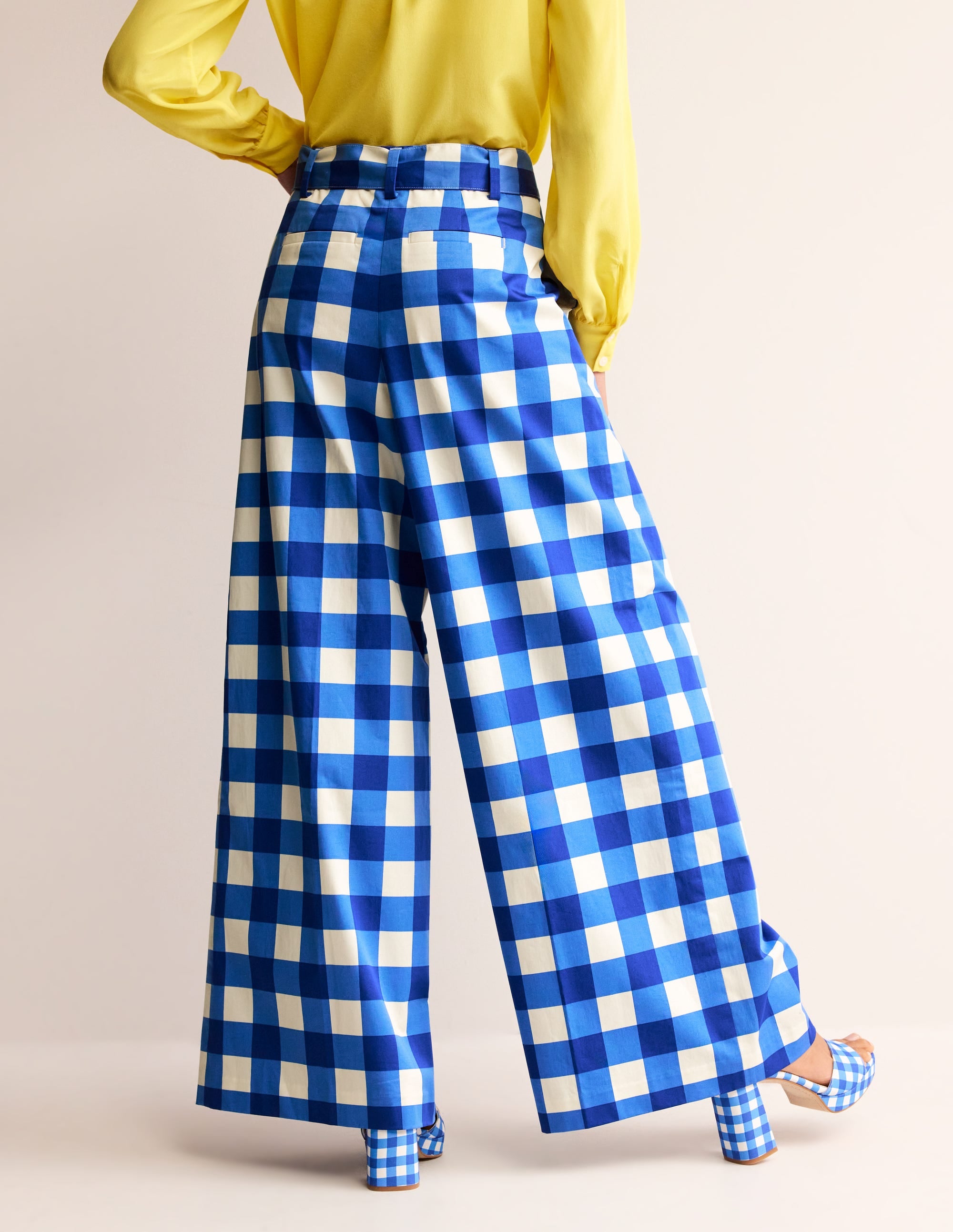 Pantalon palazzo en satin de coton-Vichy bleu nautique et ivoire - Image 3