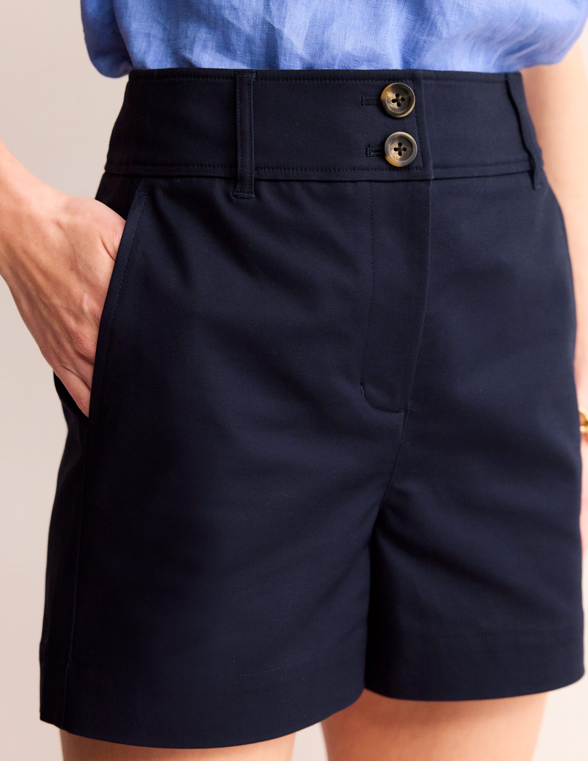 Short Westbourne en satin de coton-Bleu marine - Image 2