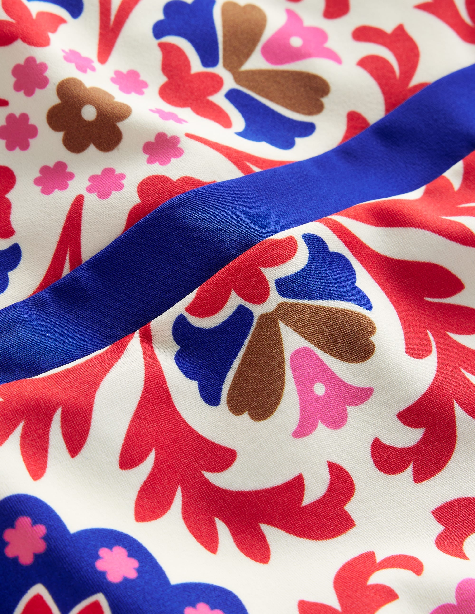 Maillot de bain à accents colorés et bonnets-Rubicond, motif Mosaic Bloom - Image 6