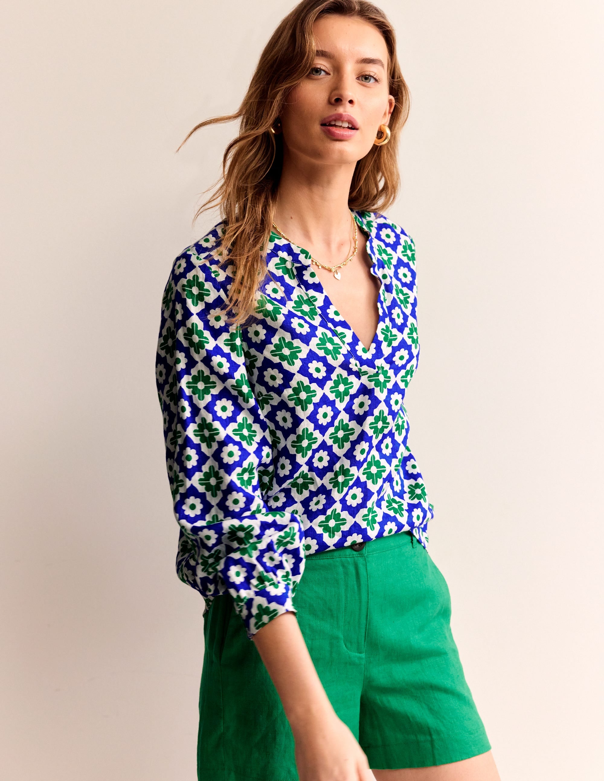Top Alice en lin-Vert, motif Geometric Stamp - Image 2