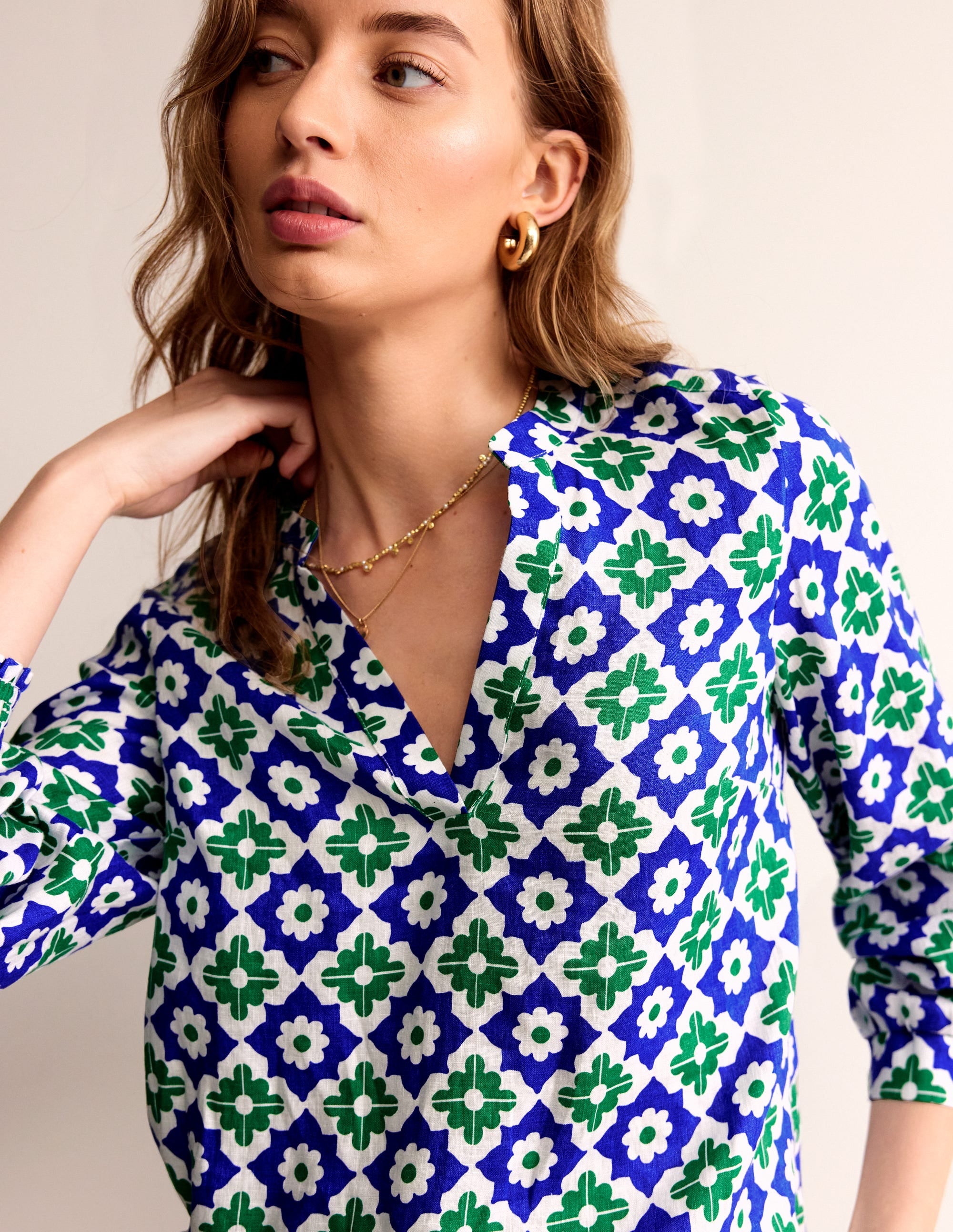 Top Alice en lin-Vert, motif Geometric Stamp - Image 3