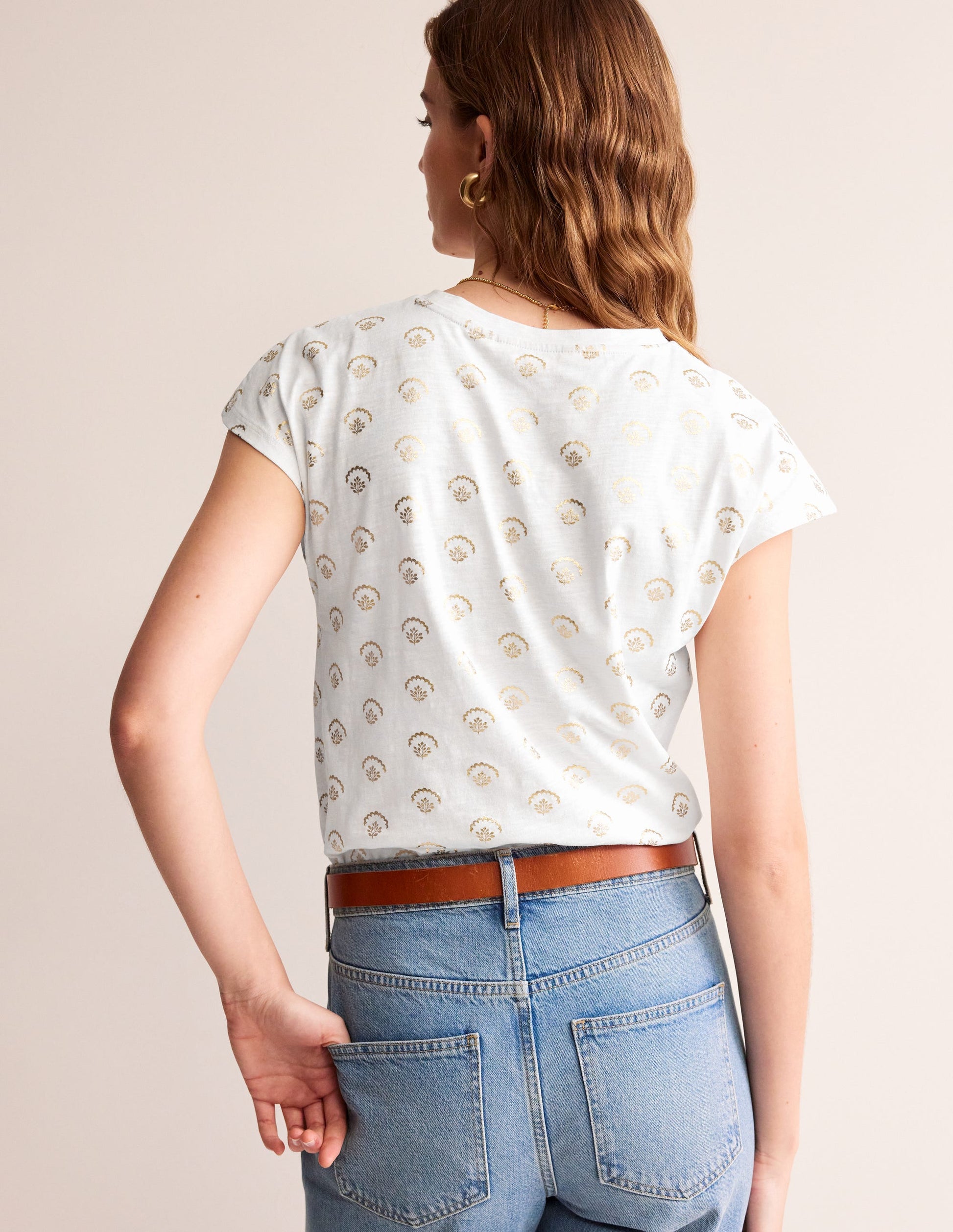 Louisa Flammgarn-T-Shirt mit Druck-Weiß, kleiner Zweig Folie-3