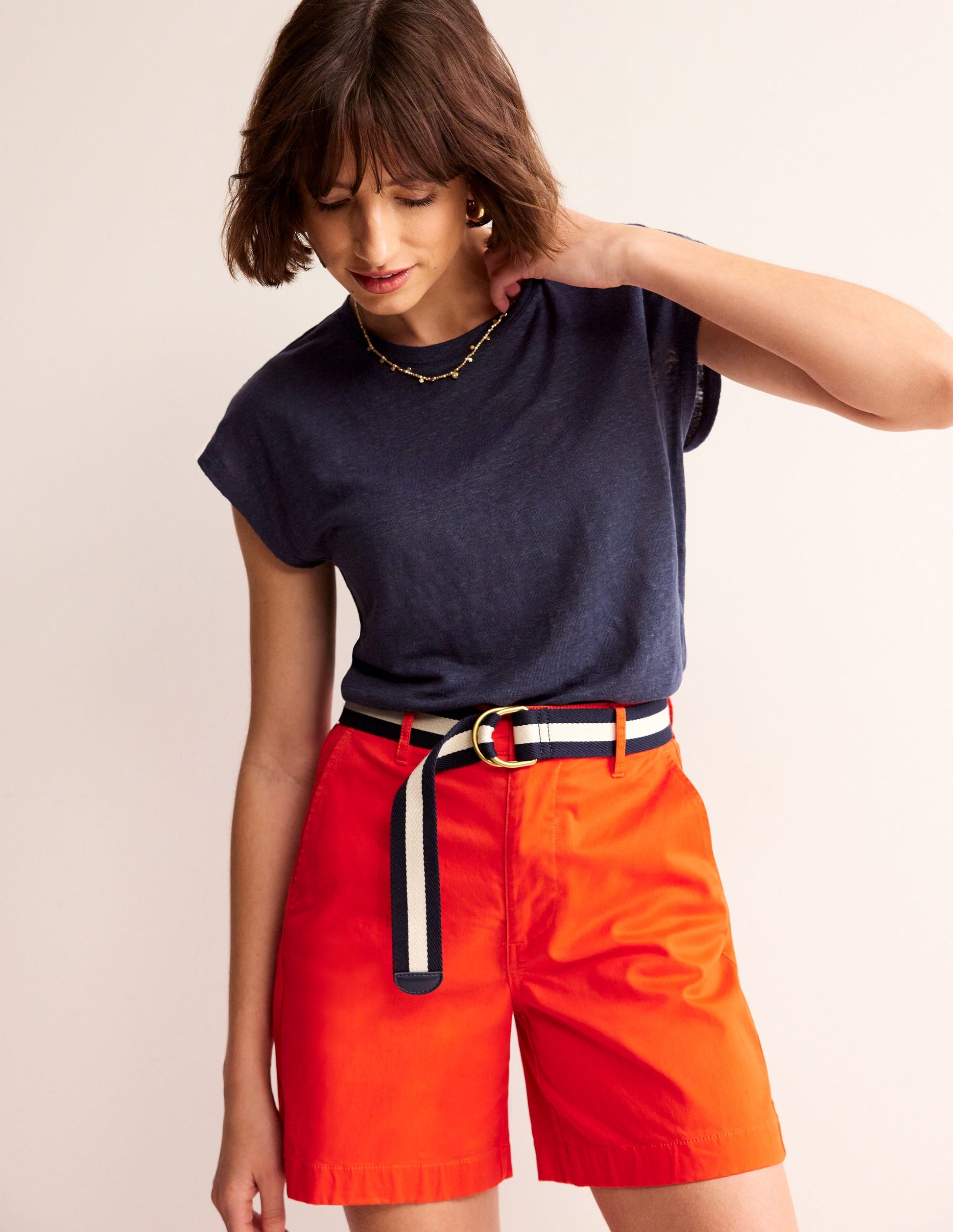 Louisa Leinen-T-Shirt mit Rundhalsausschnitt-Marineblau-4