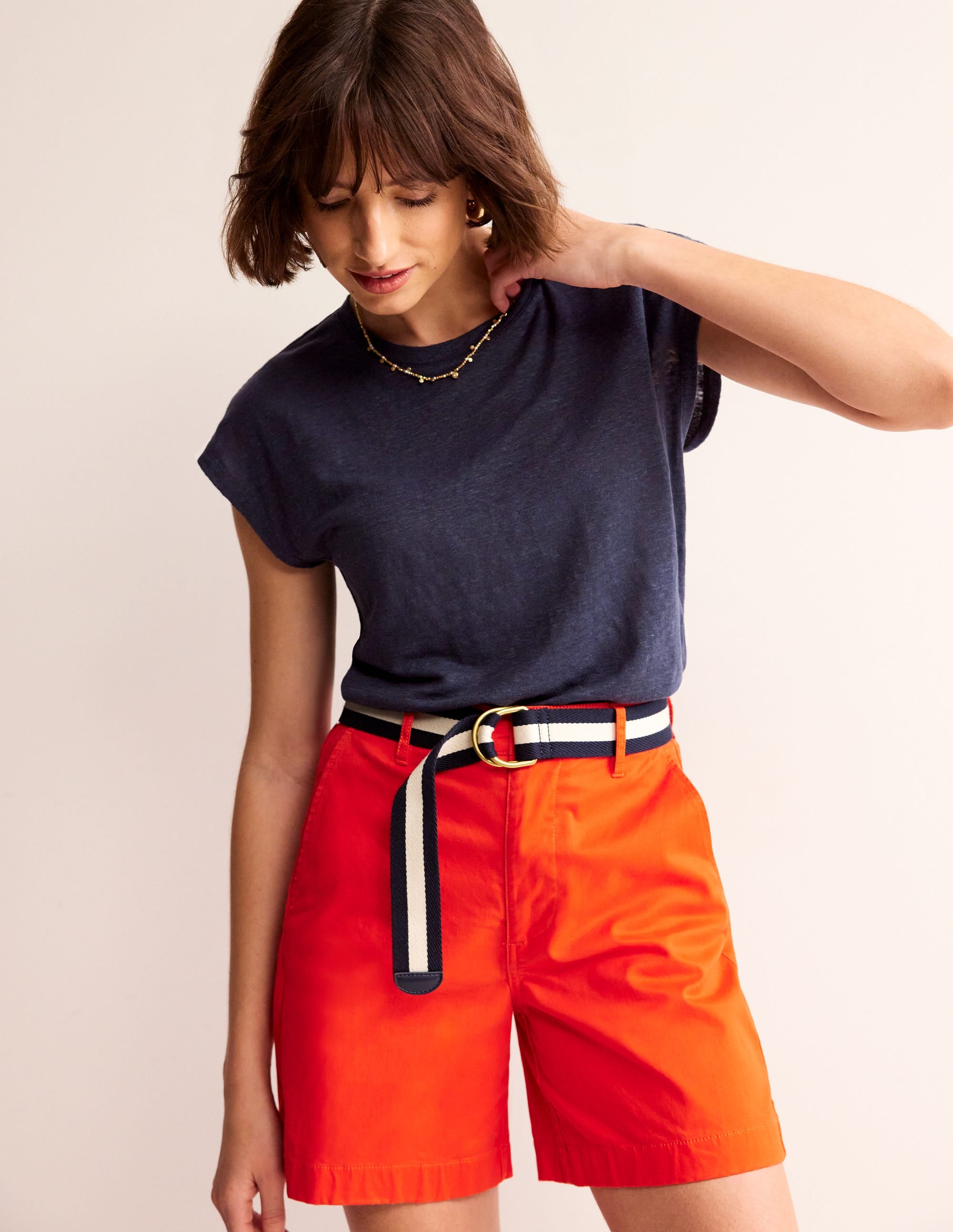 Louisa Leinen-T-Shirt mit Rundhalsausschnitt-Marineblau - Image 4