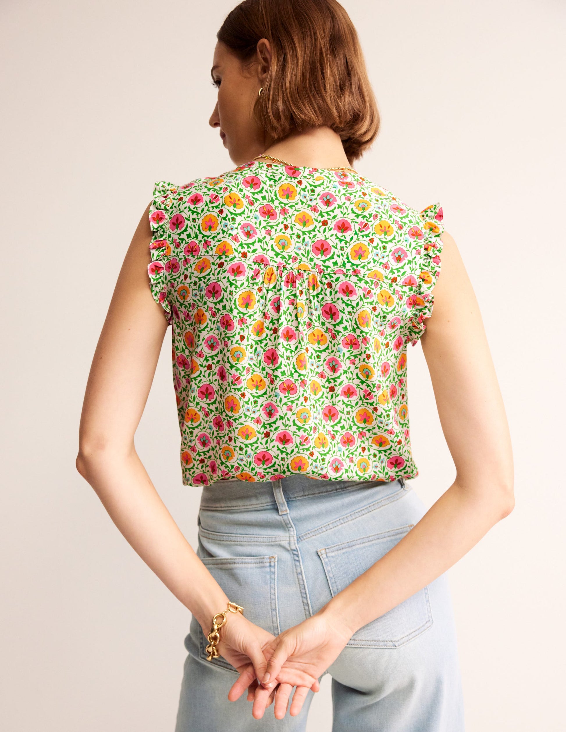 Alicia Oberteil mit Knöpfen-Grün, Bezaubernde Blüte-3