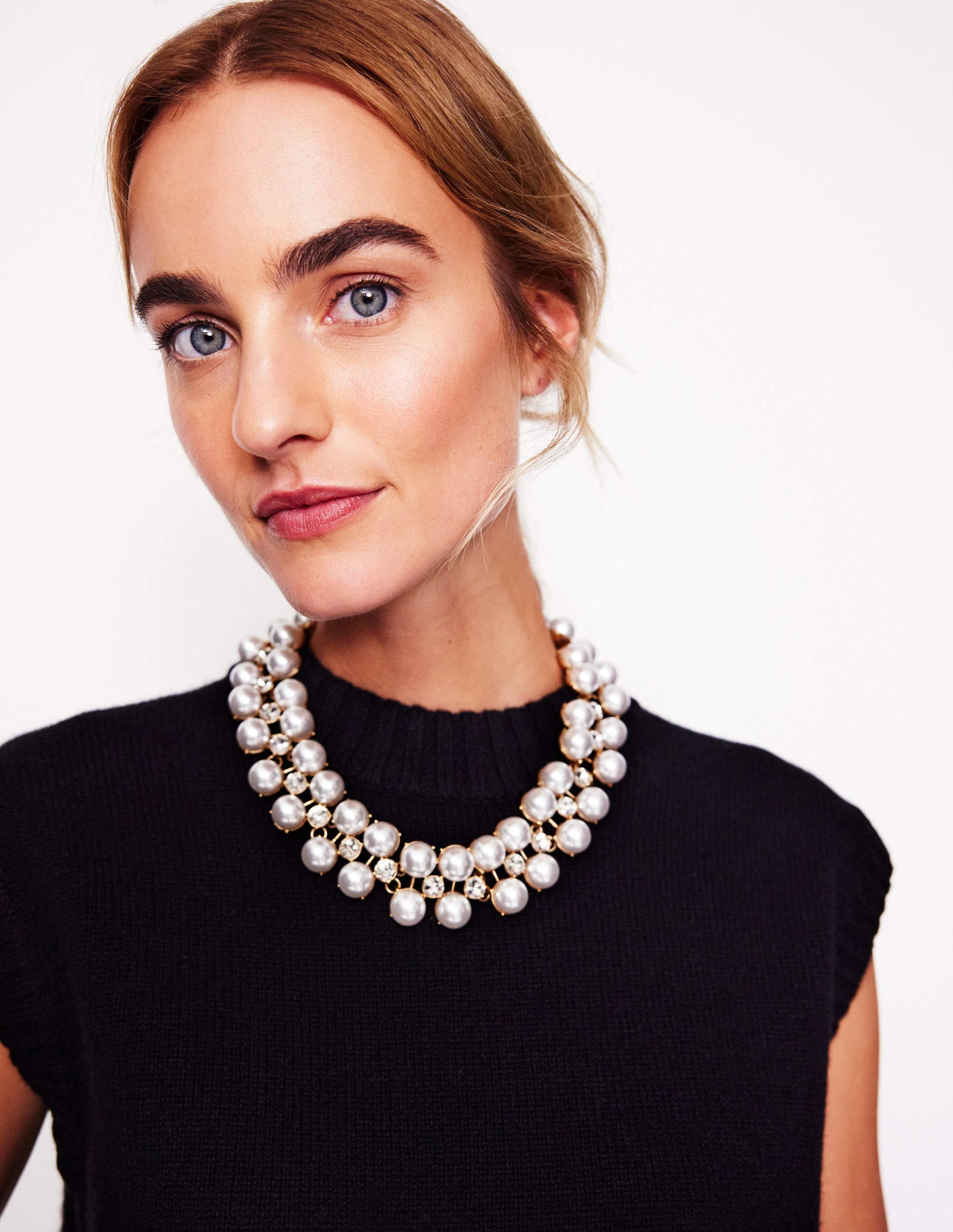 Mega-Halskette mit mehreren Anhängern-Ivory and Navy Spot - Image 1