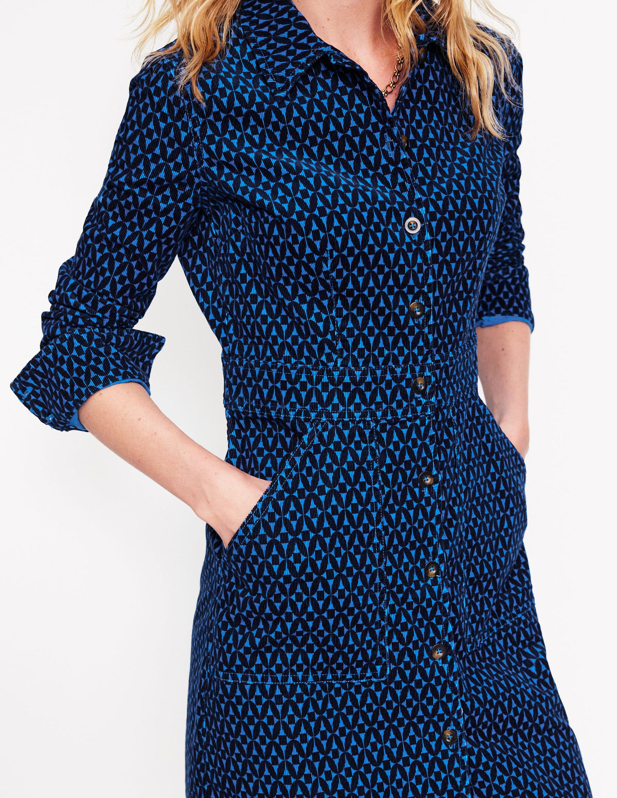 Robe-chemise Flora en velours côtelé-Bleu, motif Diamond Trellis - Image 2