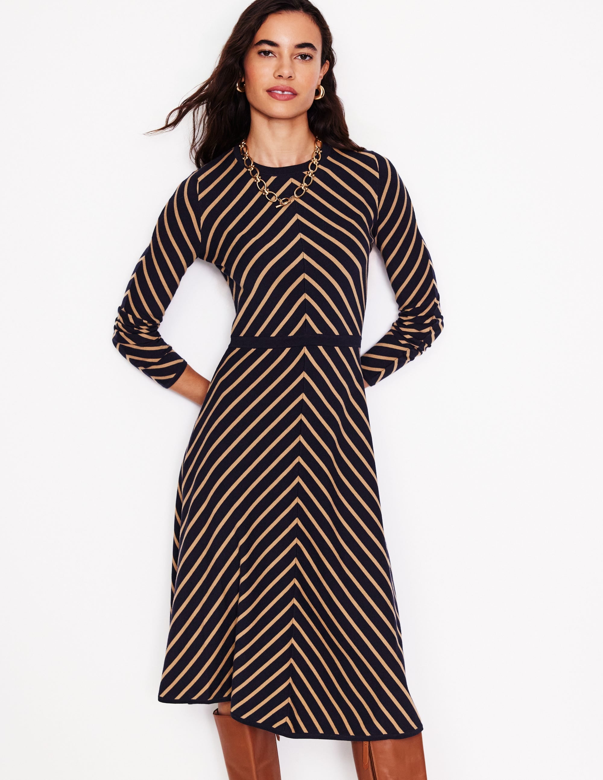 Maria Midi-Strickkleid-Marineblau, Kamelbraun Streifen - Image 1