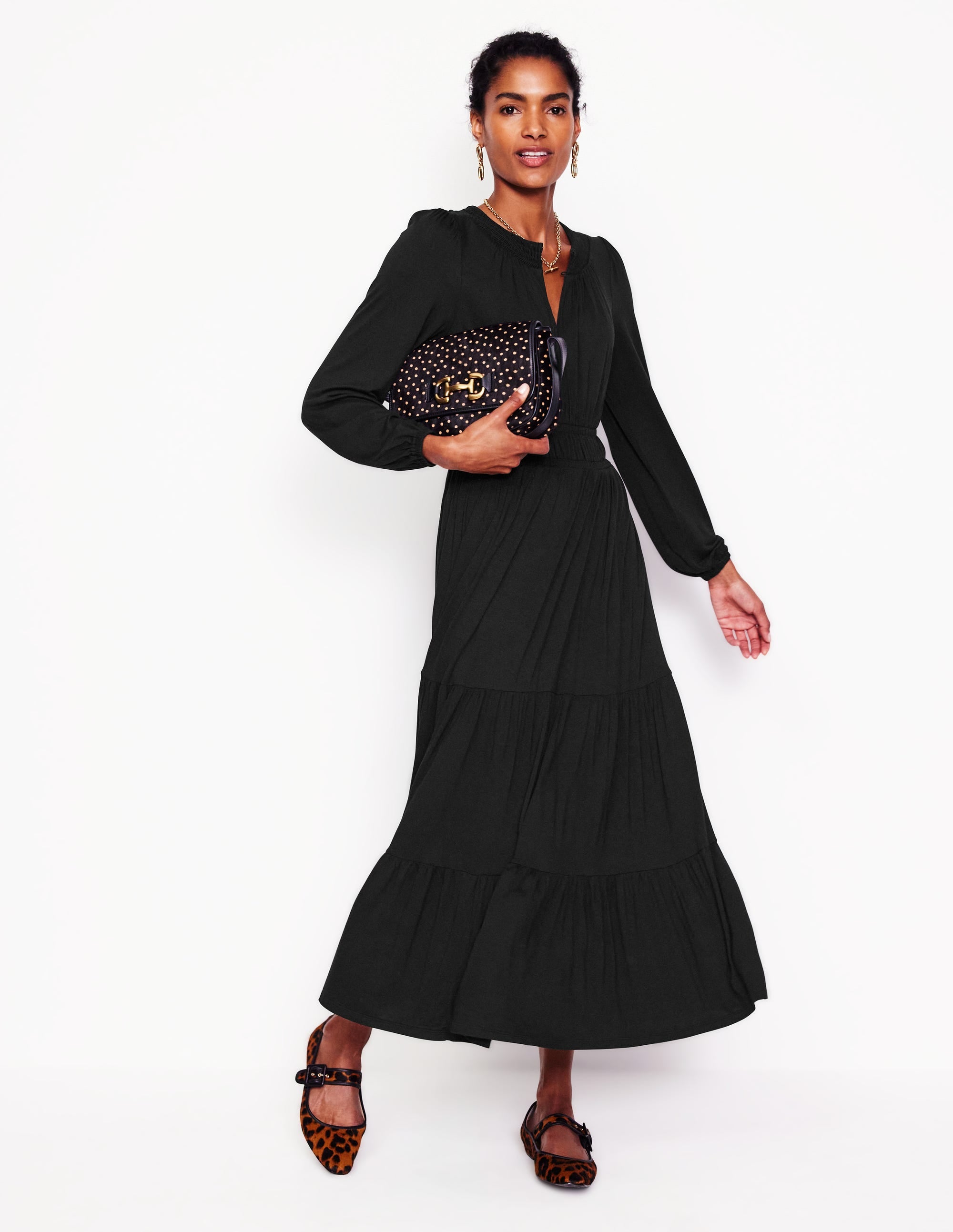 Gesmoktes, gestuftes Jersey-Midikleid-Schwarz - Image 4
