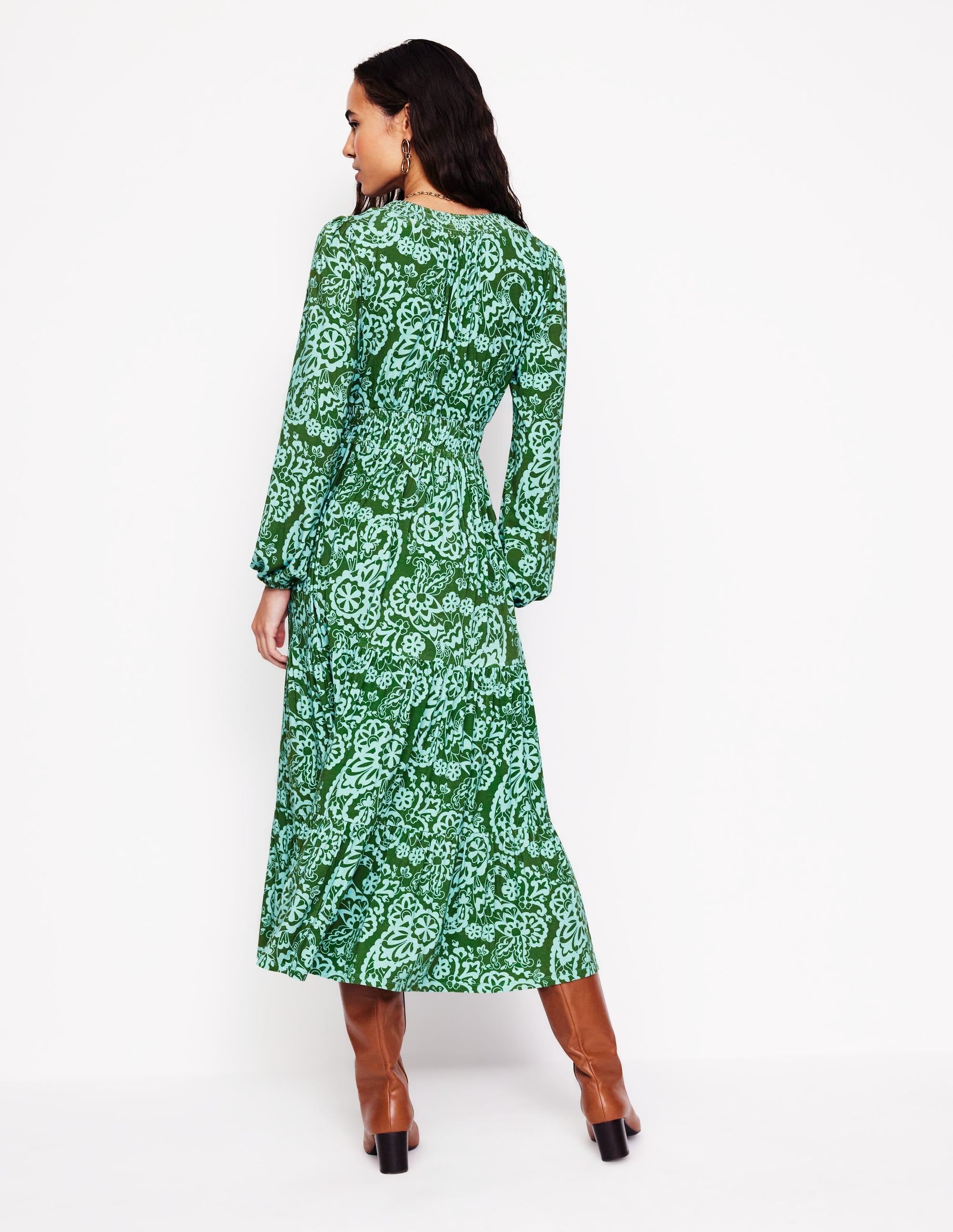 Gesmoktes, gestuftes Jersey-Midikleid-Bach, Paisley Kaskade - Image 3