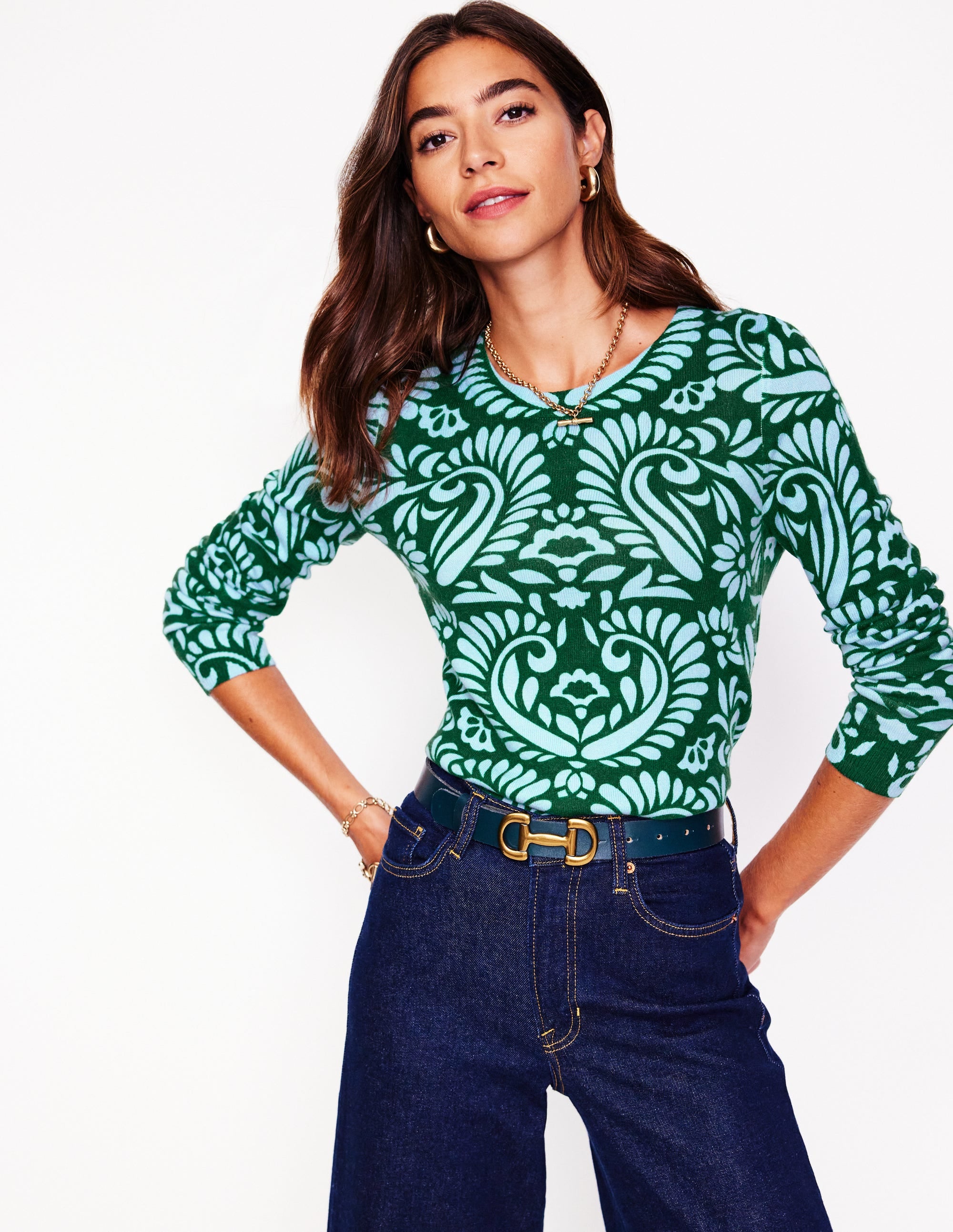 Eva Kaschmirpullover mit Rundhalsausschnitt-Kiefergrün, Dekorative Flora - Image 1