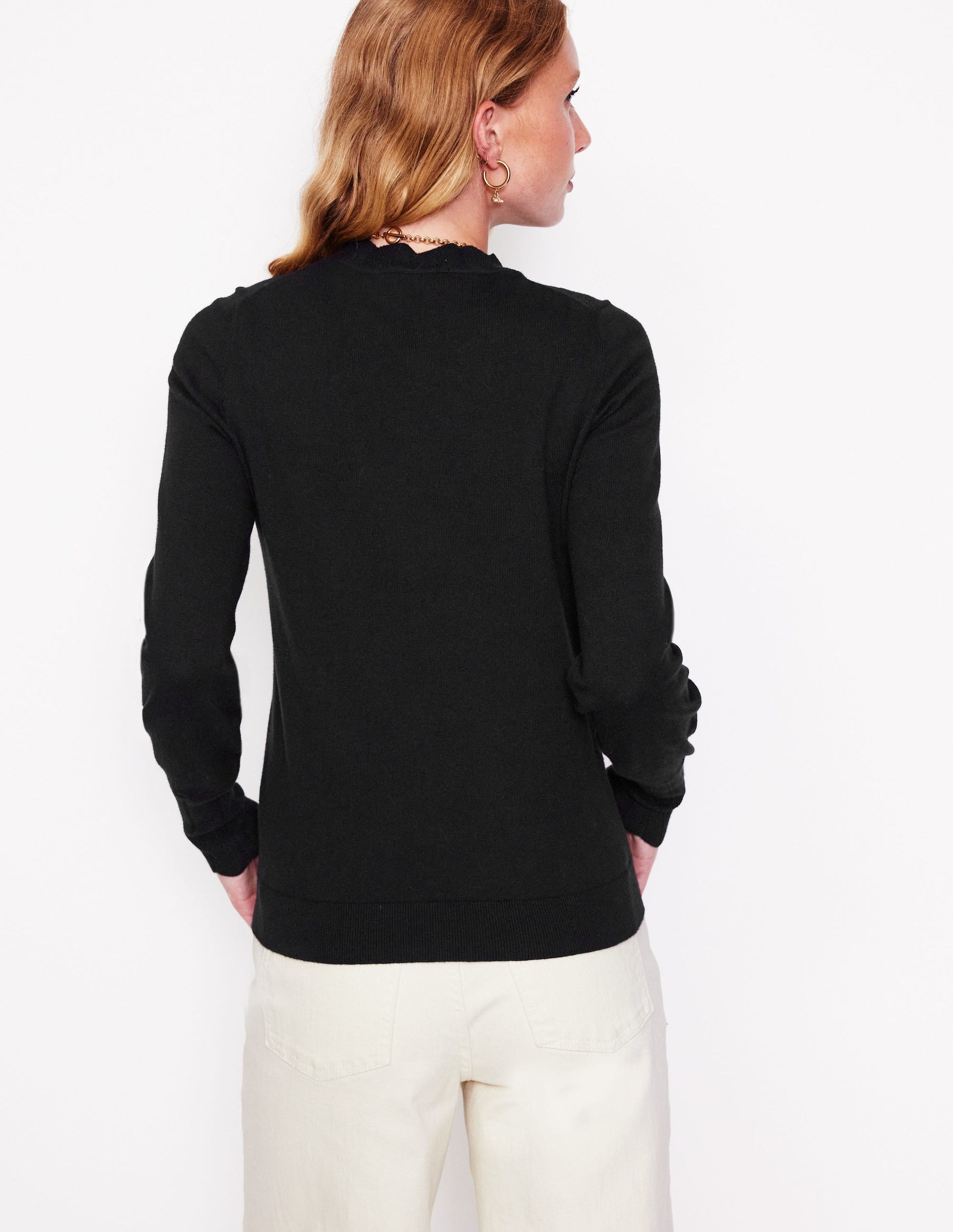 Imi Pullover mit Muschelsaum-Schwarz-3