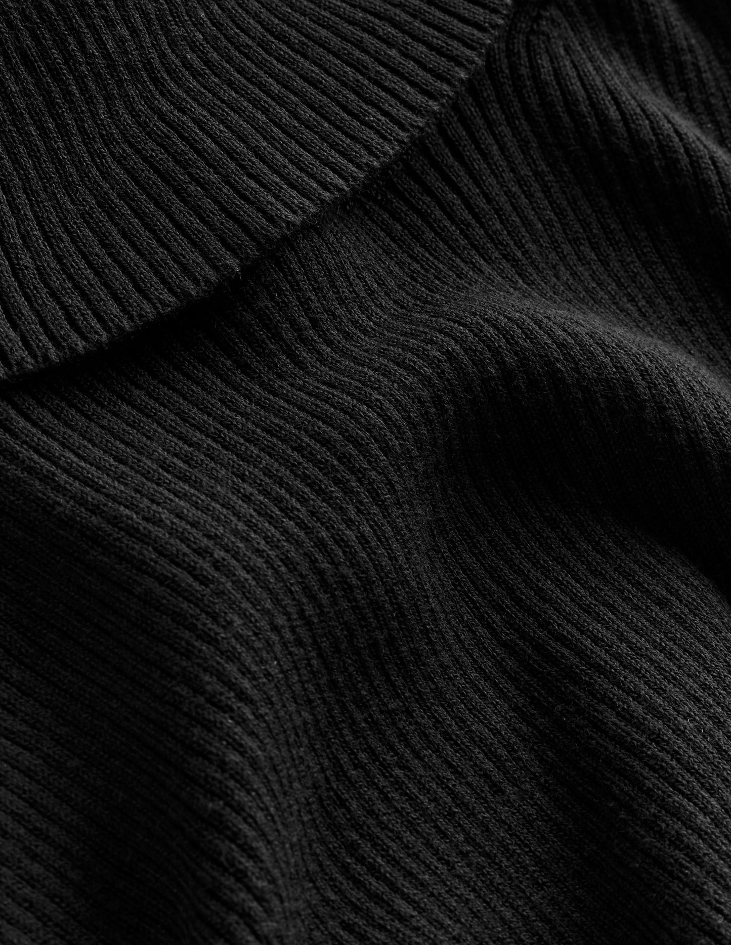 Catriona Rollkragenpullover-Schwarz