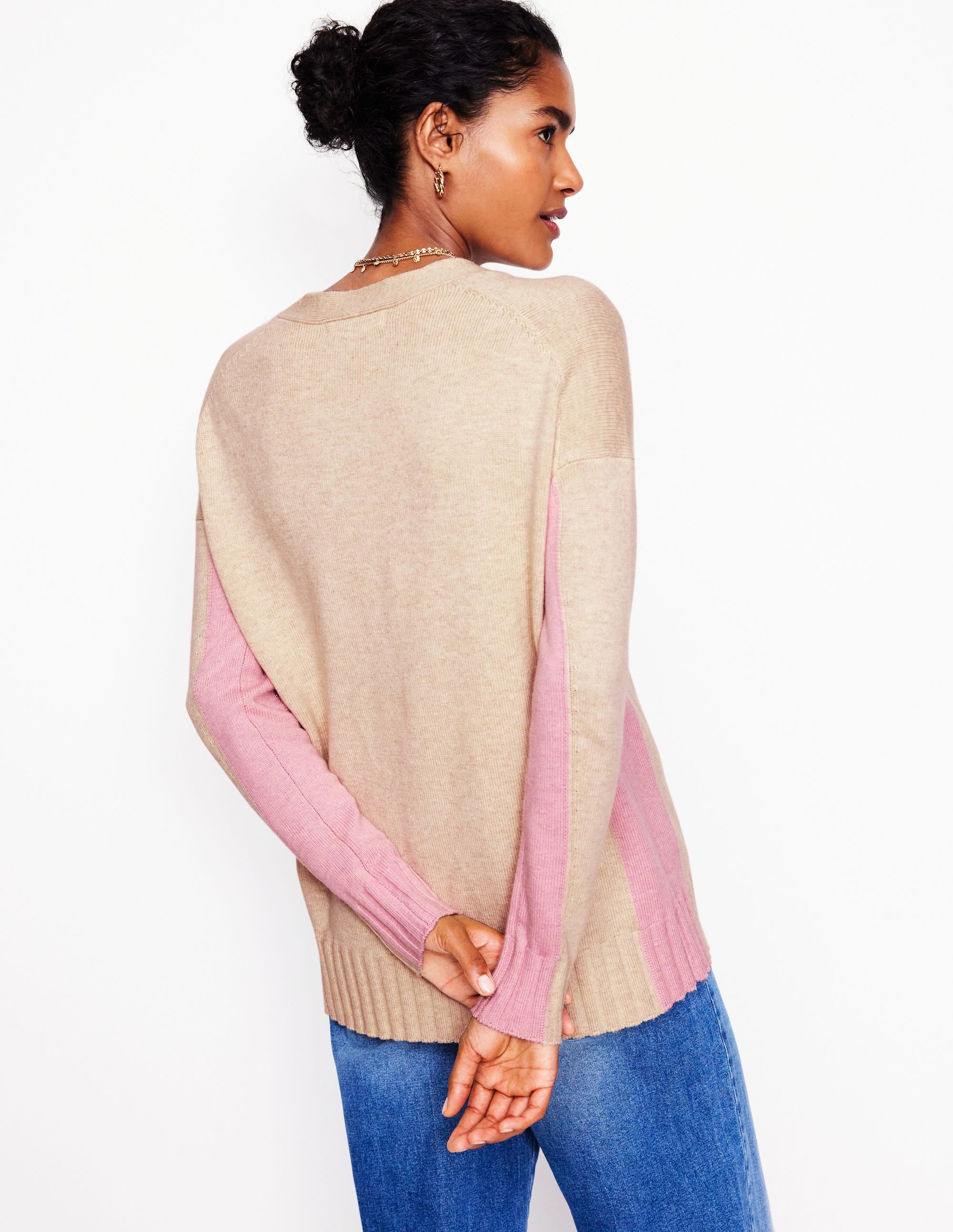 Zia Lang geschnittene Strickjacke mit V-Ausschnitt-Beige Meliert - Image 3