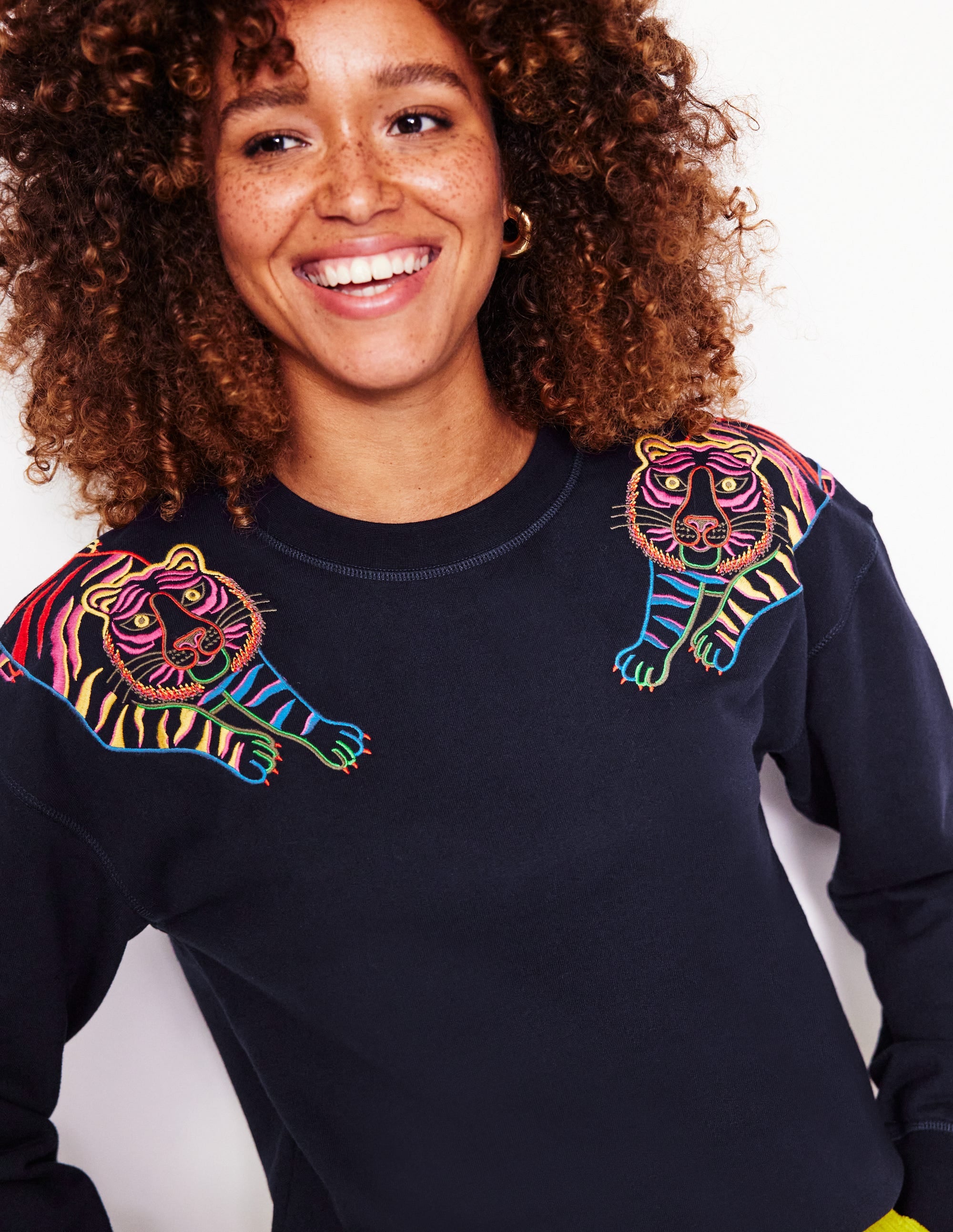 Sweat Emi brodé-Bleu marine, broderie tigre - Image 1
