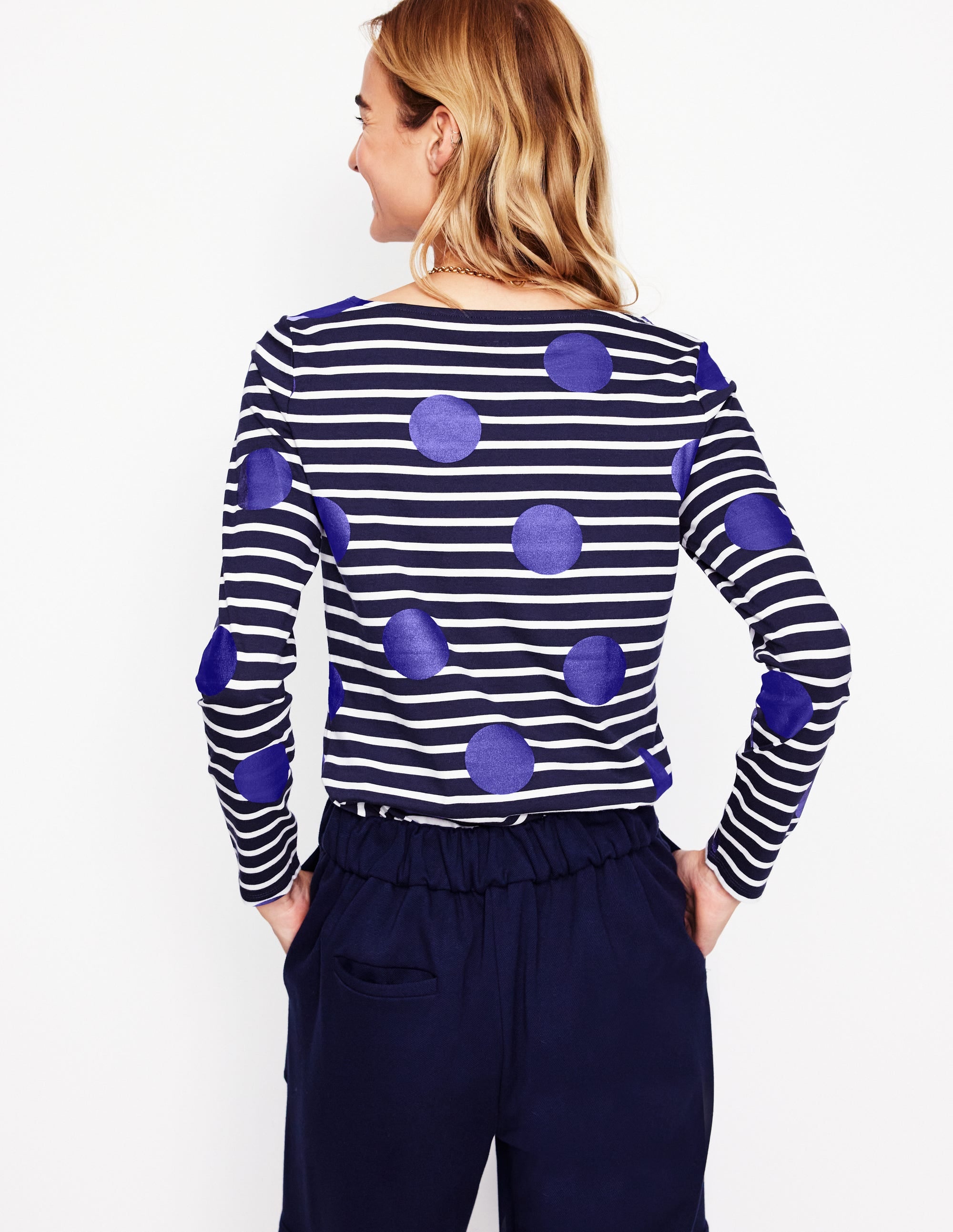 Ella Breton-Shirt mit langen Ärmeln-Marineblau, Naturweiß, Blaue Punkte - Image 3