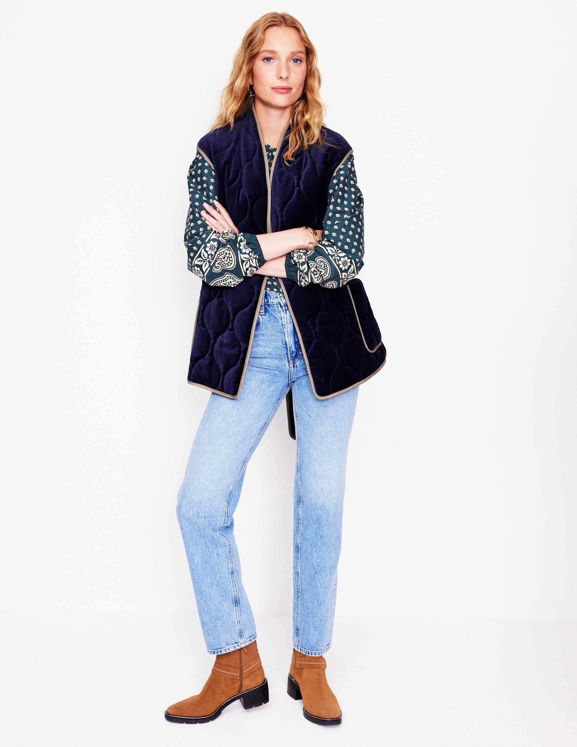 Blouse Mae en coton à smocks-Bleu jean, motif Decorative Sprig - Image 4