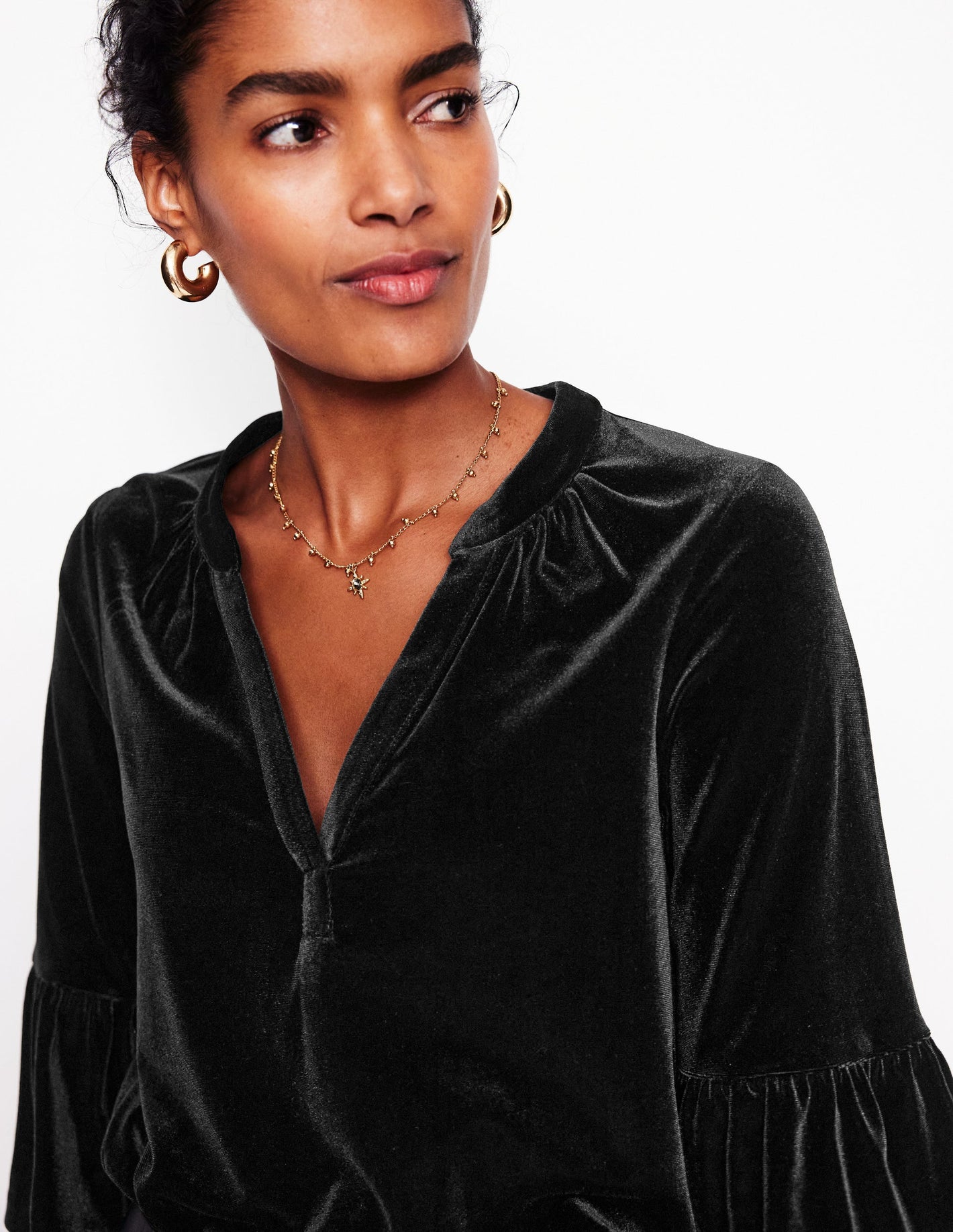 Notch Neck Frill Velvet Top-Black