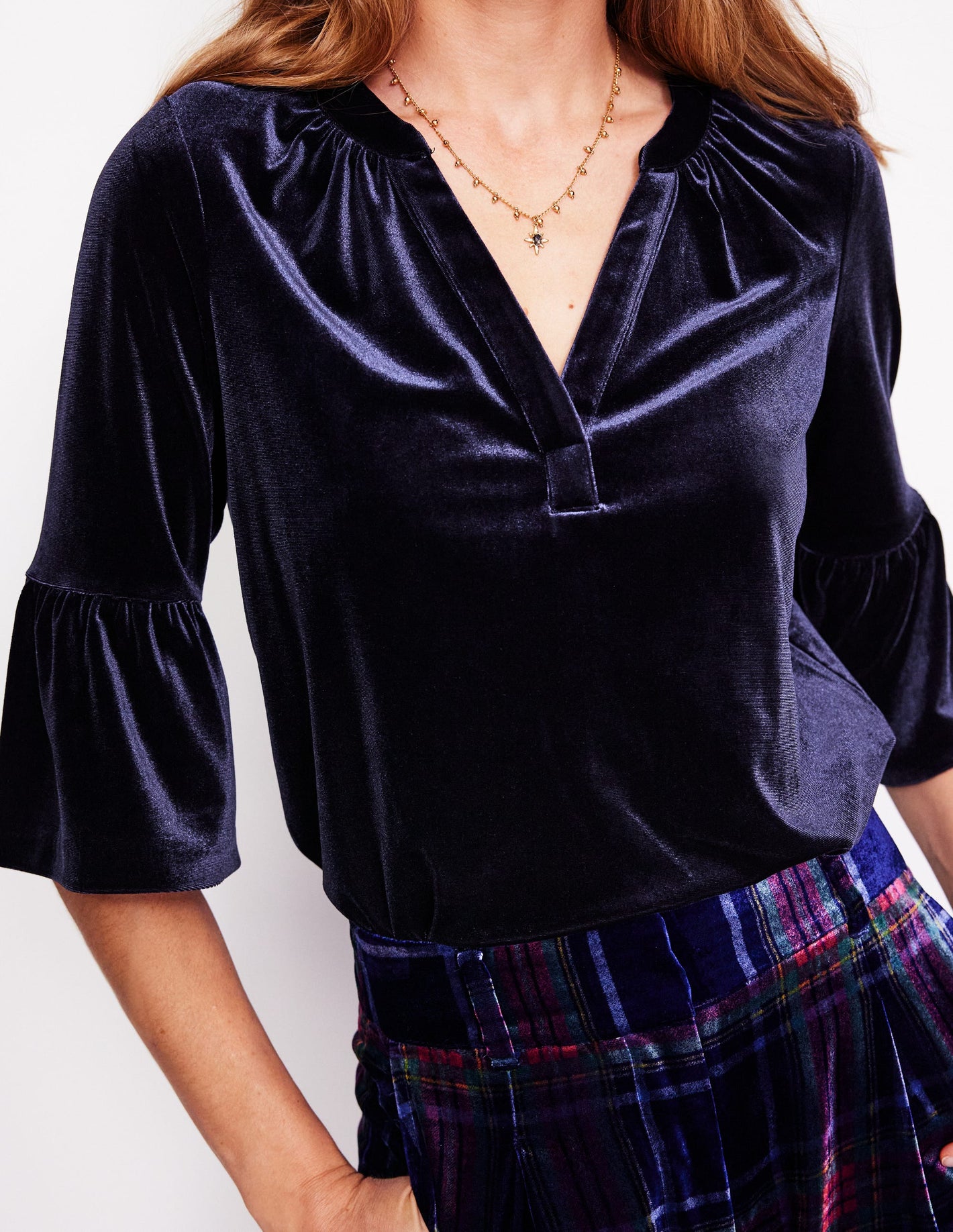 Notch Neck Frill Velvet Top-Navy