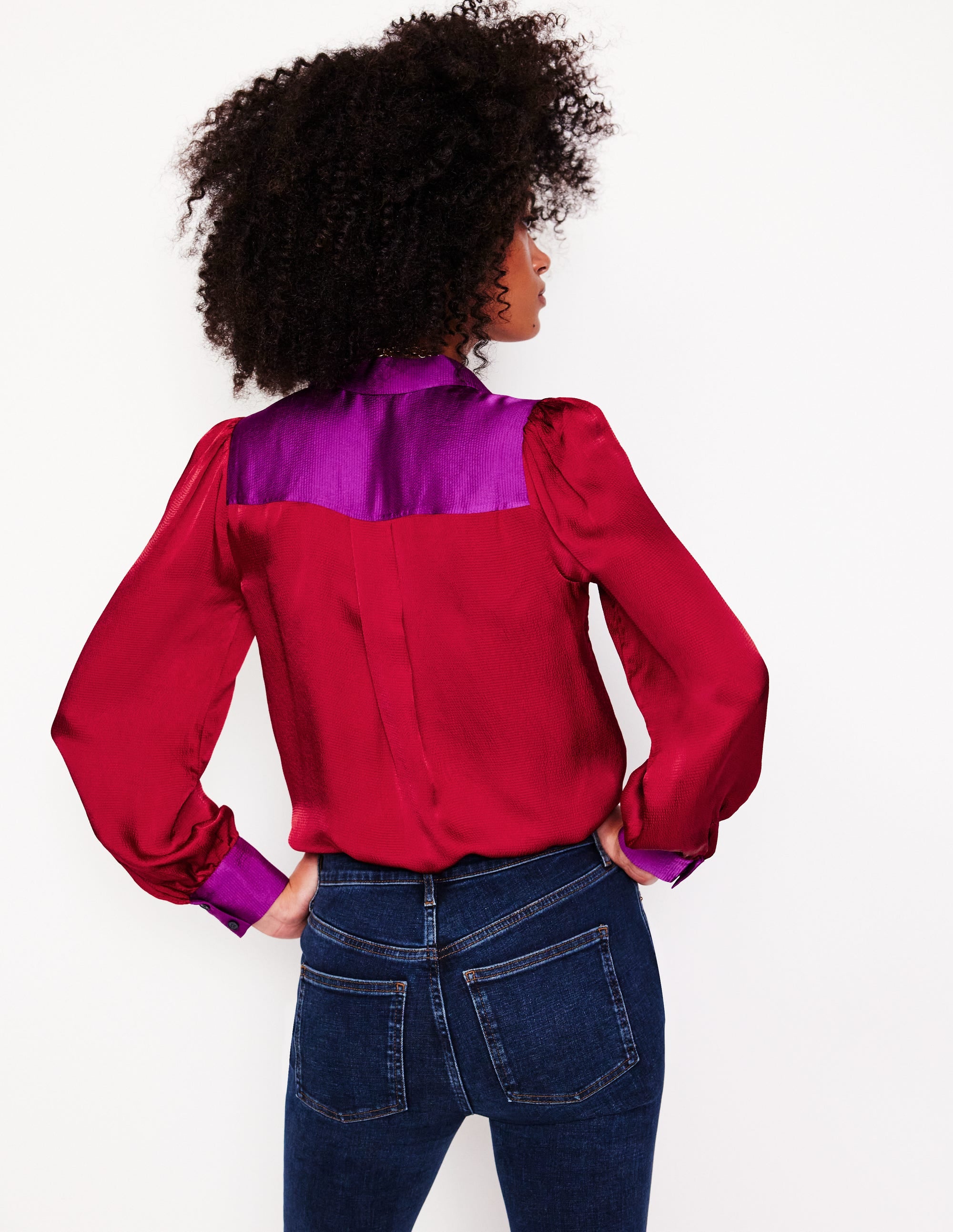 Chemise de fête en satin-Colourblock Cabernet - Image 3