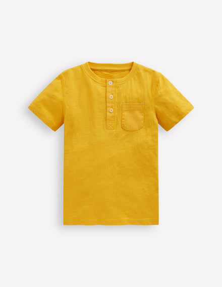 Kurzärmeliges Henley-T-Shirt-Gelb