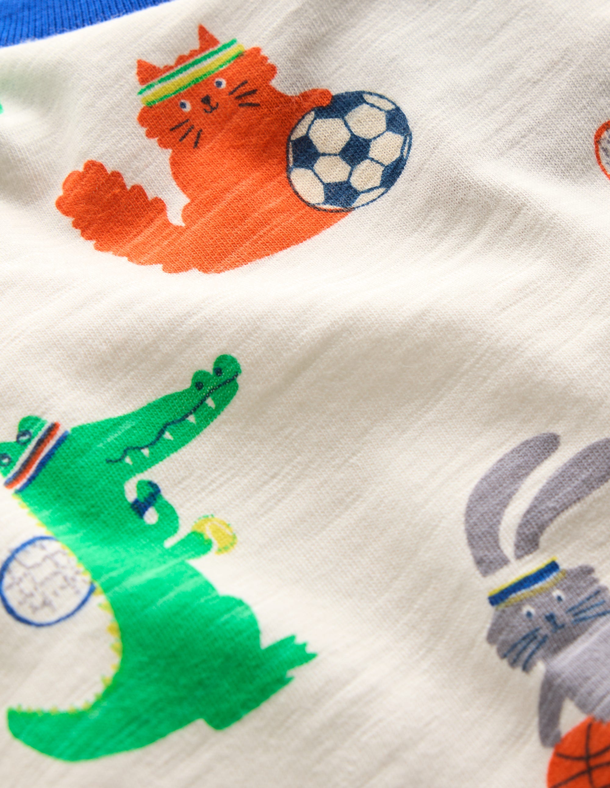T-shirt à imprimé intégral-Animaux sportifs ivoire doux - Image 3