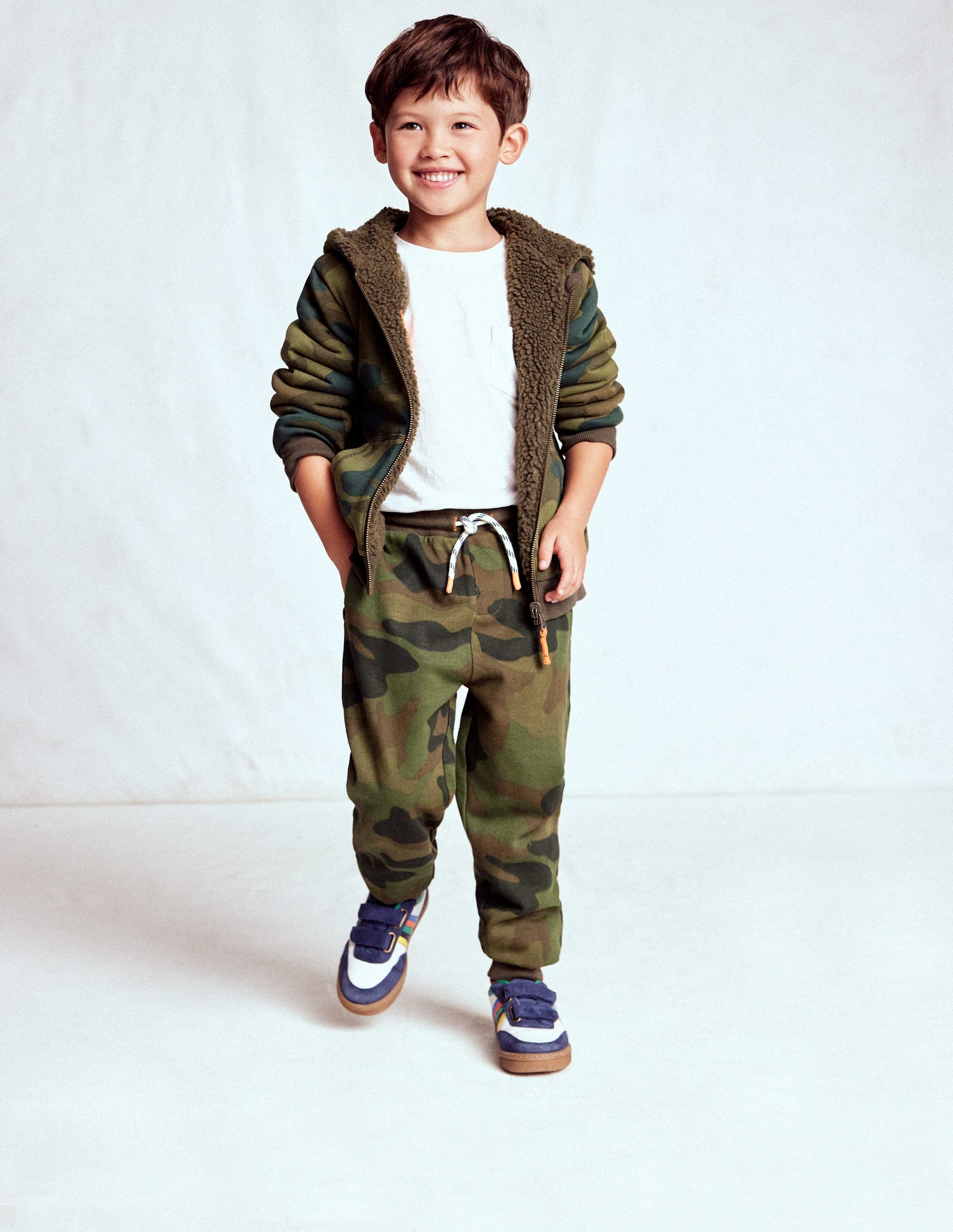 Bequeme Jogginghose mit Druck-Tarnfarben-3