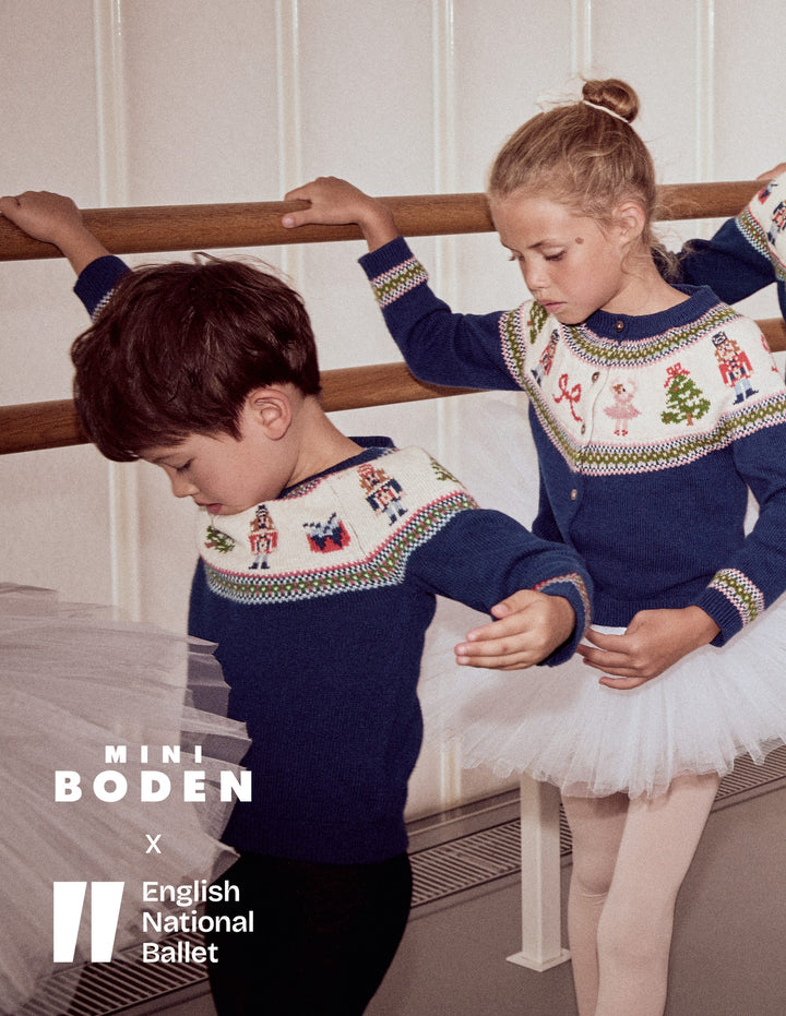 Fair-Isle-Pullover-Schuluniform-Marineblau Nussknacker