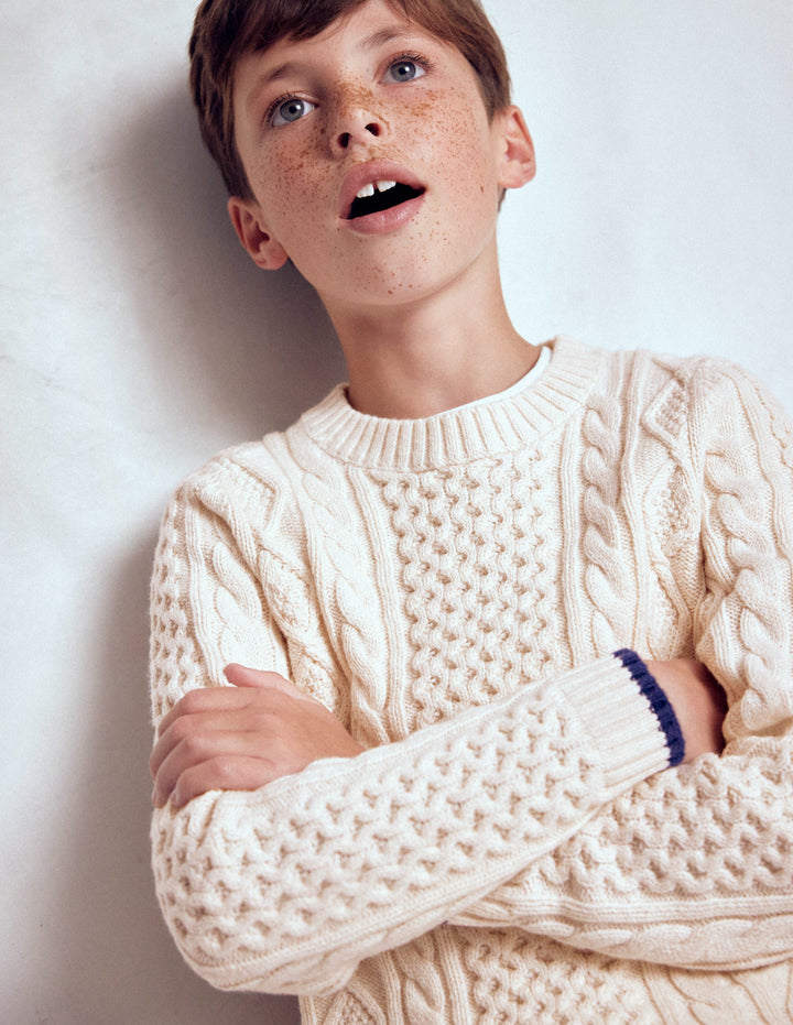 Klassischer Pullover mit Zopfmuster-Anenome