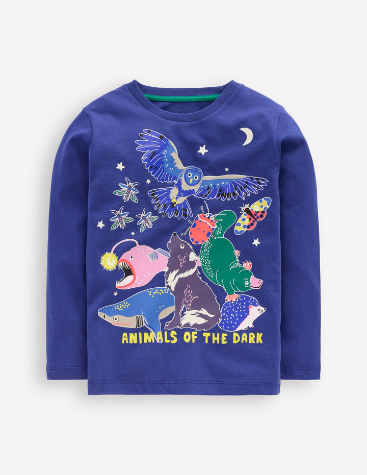 Im Dunkeln leuchtendes Langarmshirt-Mittelalterliches Blau Animals of the dark