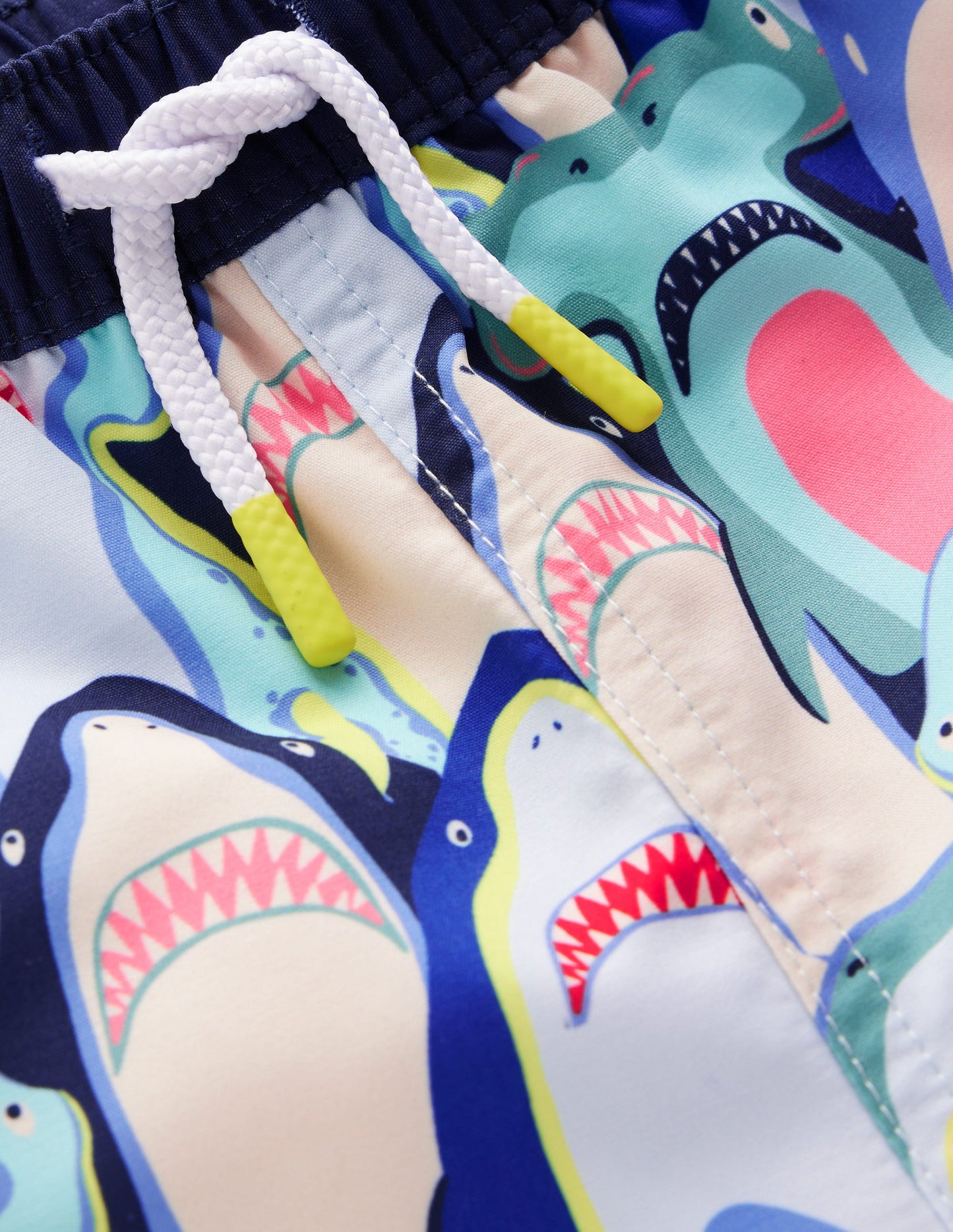 Badeshorts-Bunt Fütterungszeit