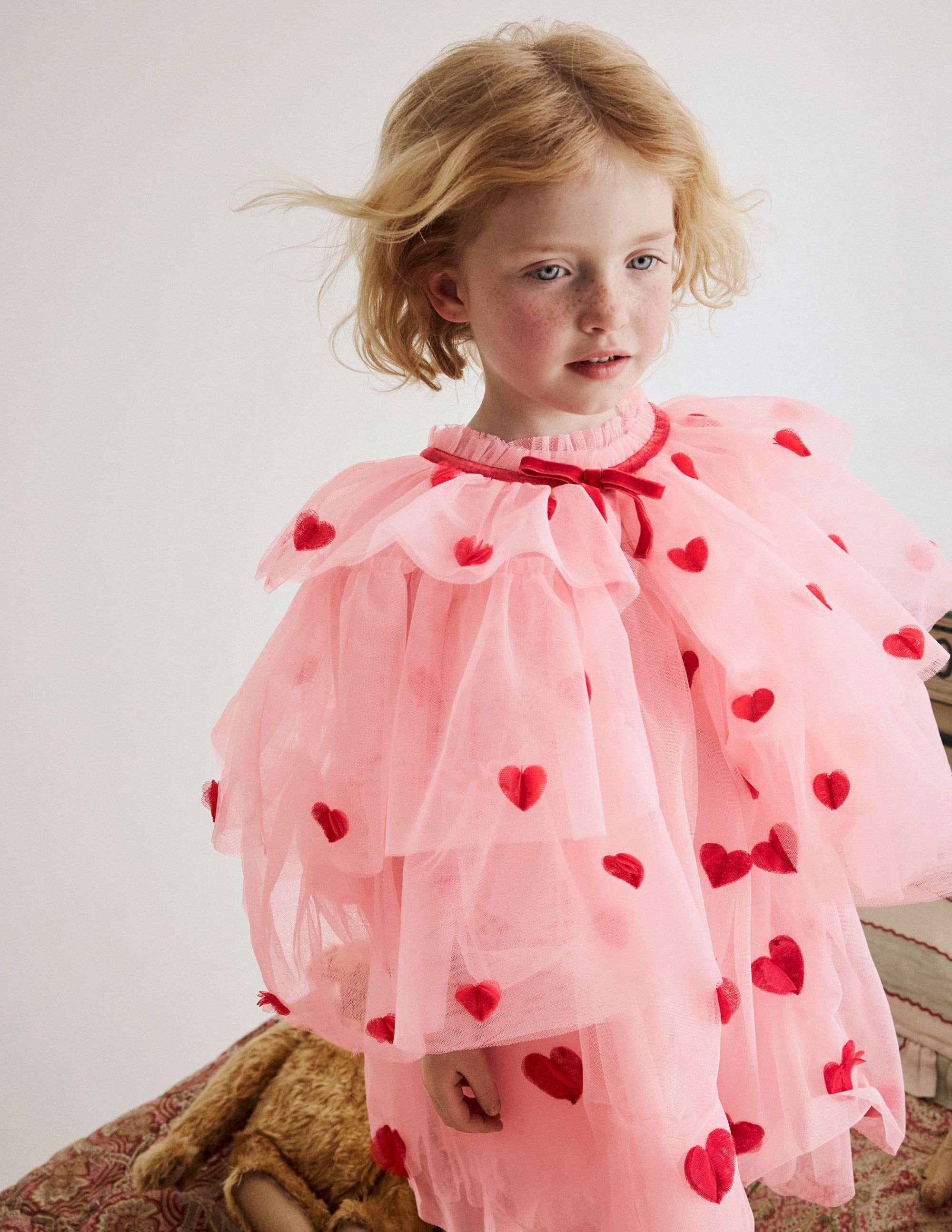 Cape en tulle à cœurs-Cœurs rose craie - Image 1