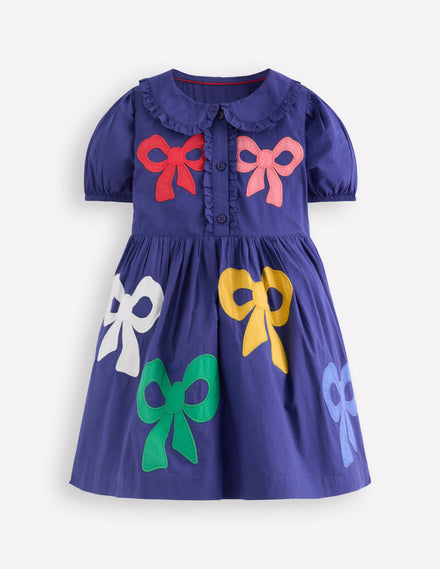 Hemdblusenkleid mit applizierten Schleifen-Steuerbordblau Schleifen