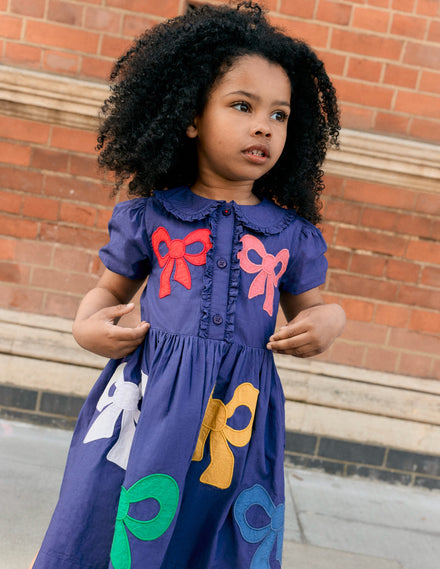 Hemdblusenkleid mit applizierten Schleifen-Steuerbordblau Schleifen