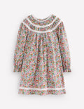 Hübsches Jerseykleid mit Spitzenbesatz-Weiches Naturweiß Beere Blumenmuster