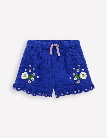 Doppeltuch-Shorts mit Rüschensaum-Leuchtendes Blau Stickerei
