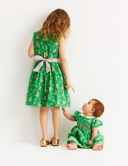 Vintage-Kleid aus Baumwolle und Leinen-Grün Ostern Meerschweinchen