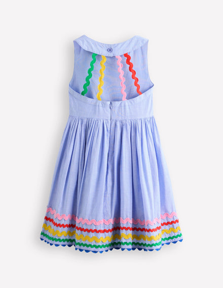 Kleid mit Rückendetail-Fil à Fil/Bunte Einfassung