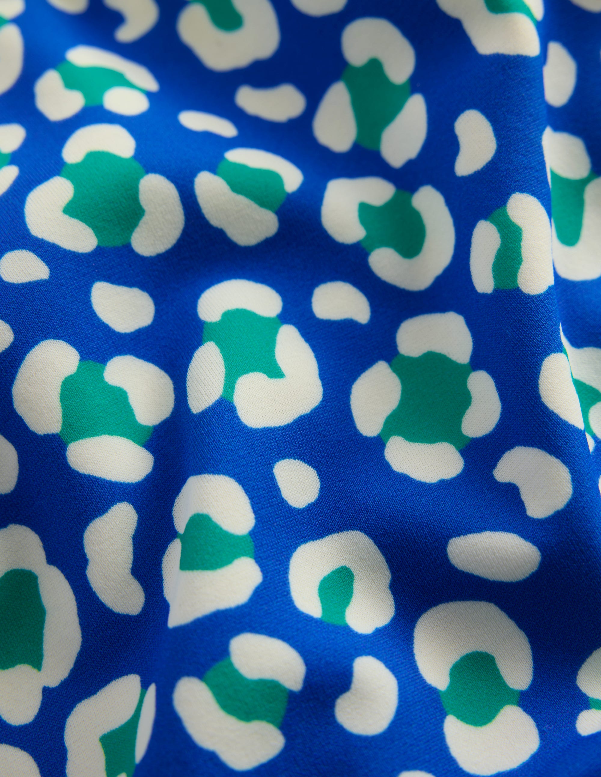 Gemusterte Bikinihose-Aquamarin Leopard - Image 3
