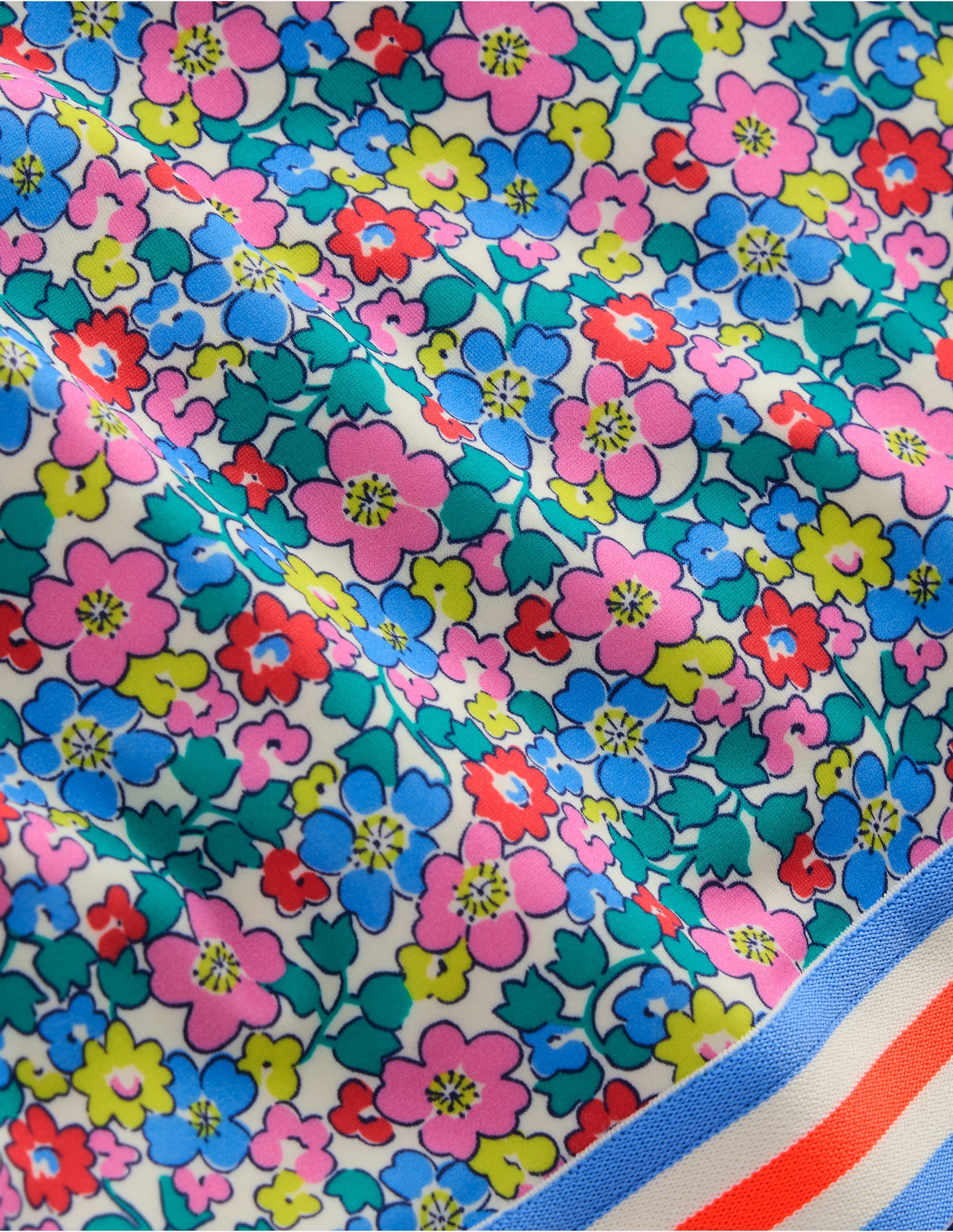 Cropped Rash Vest Set-Multi Flowerbed - Image 3