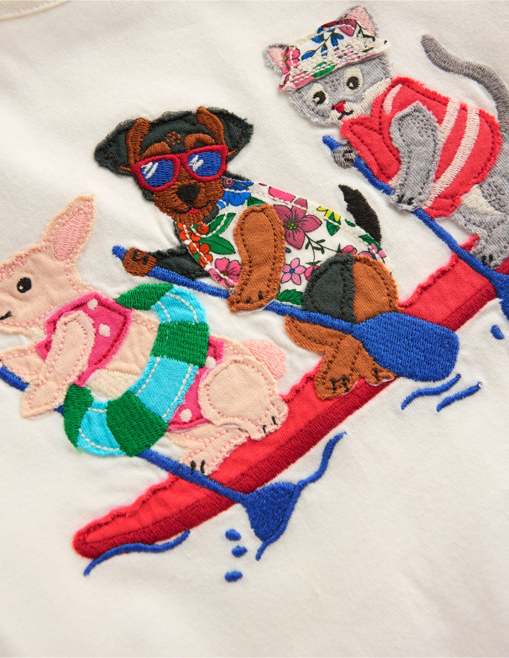 Short Sleeve Appliqué T-shirt-Ivory Rafting Pets - Image 3