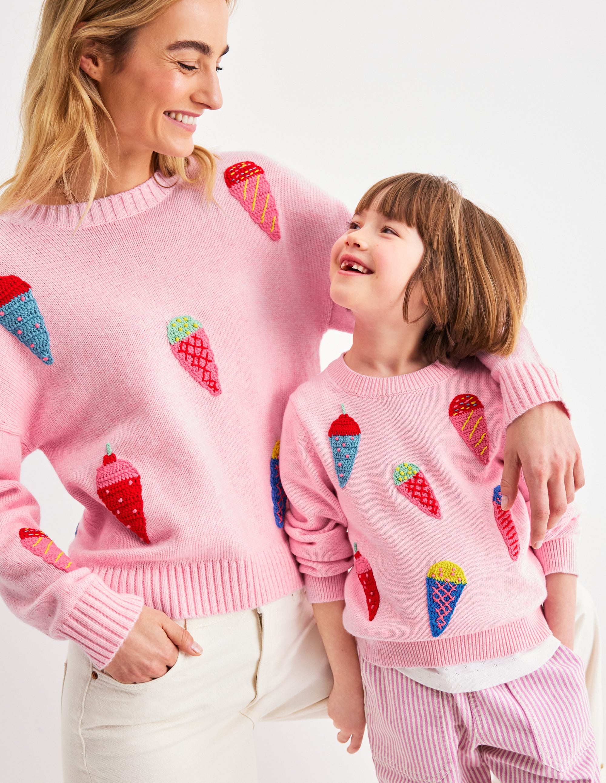 Pull fun Karina en maille crochet-Glaces rose tendre - Image 4