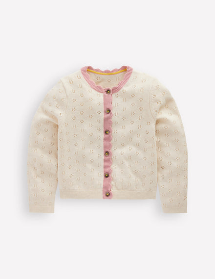 Strickjacke mit Muschelsaum für den Alltag-Sanftes Naturweiß