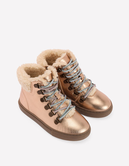 Schnürstiefel mit Teddyfell-Bronze