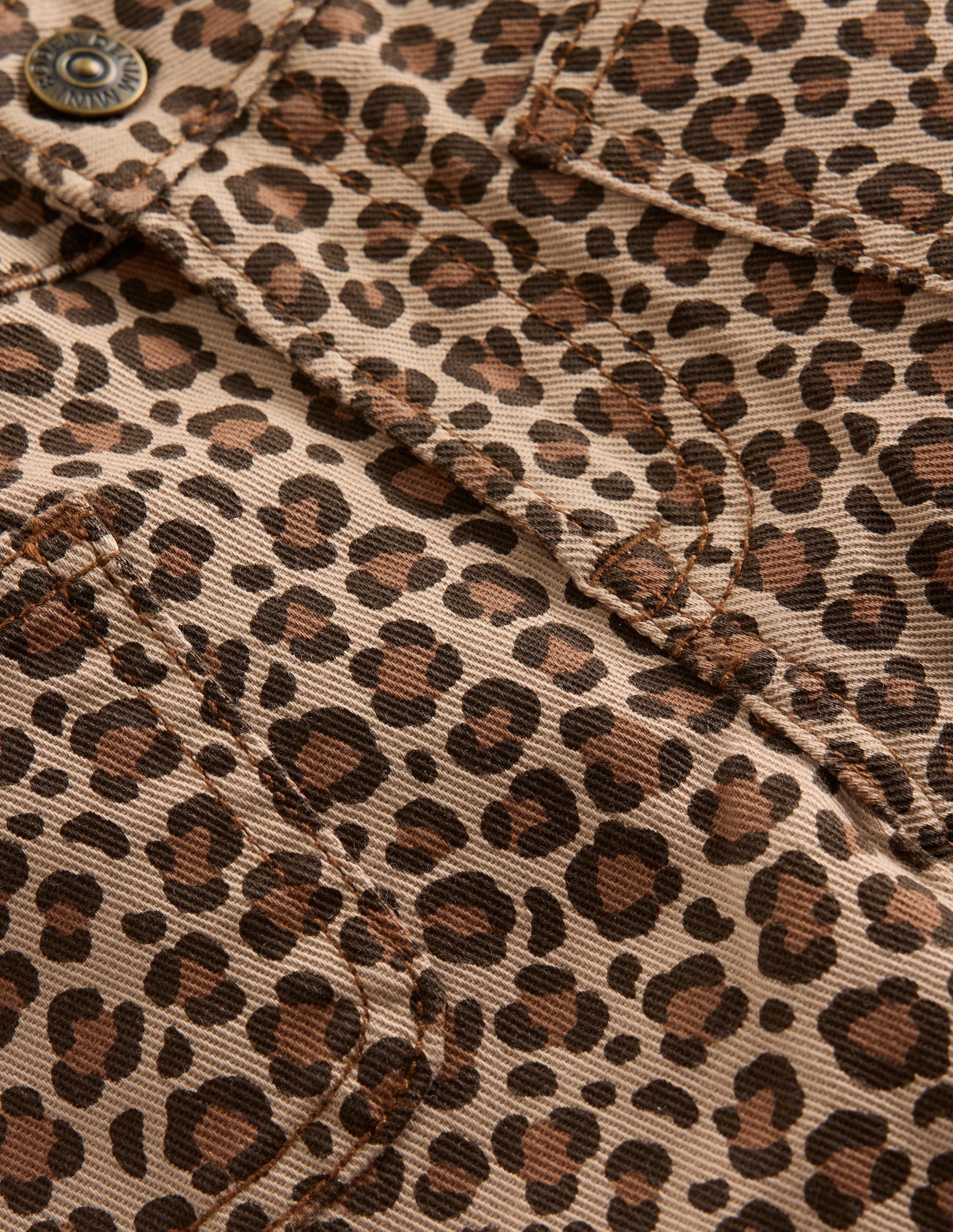 Hose mit aufgesetzten Taschen-Leopardenmuster-3
